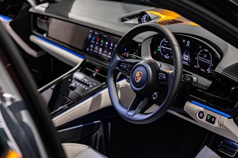 Porsche Cyprus unveils the new Panamera