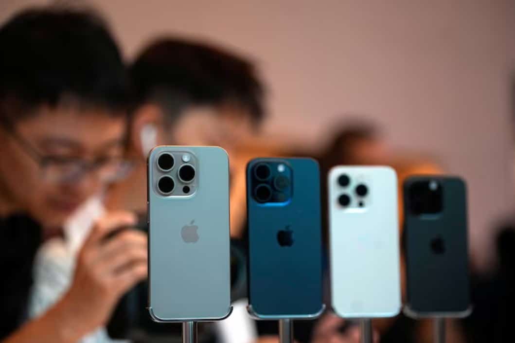 image Apple addresses Siri privacy concerns after $95 million settlement