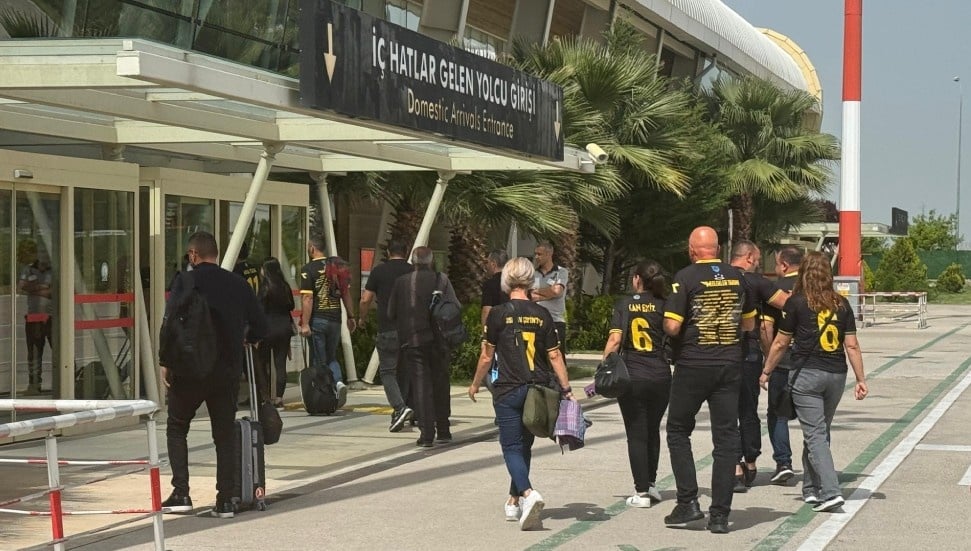 image Families of Cypriot earthquake dead fly to Turkey for trial