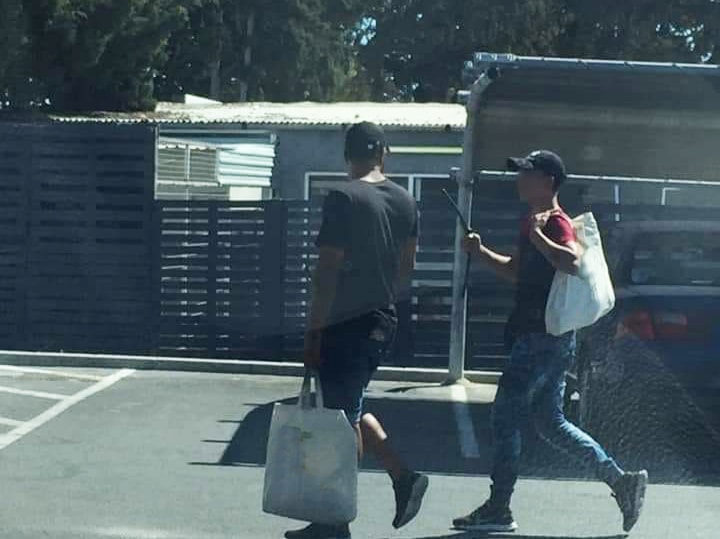 image Windscreen wiper swipers target supermarkets