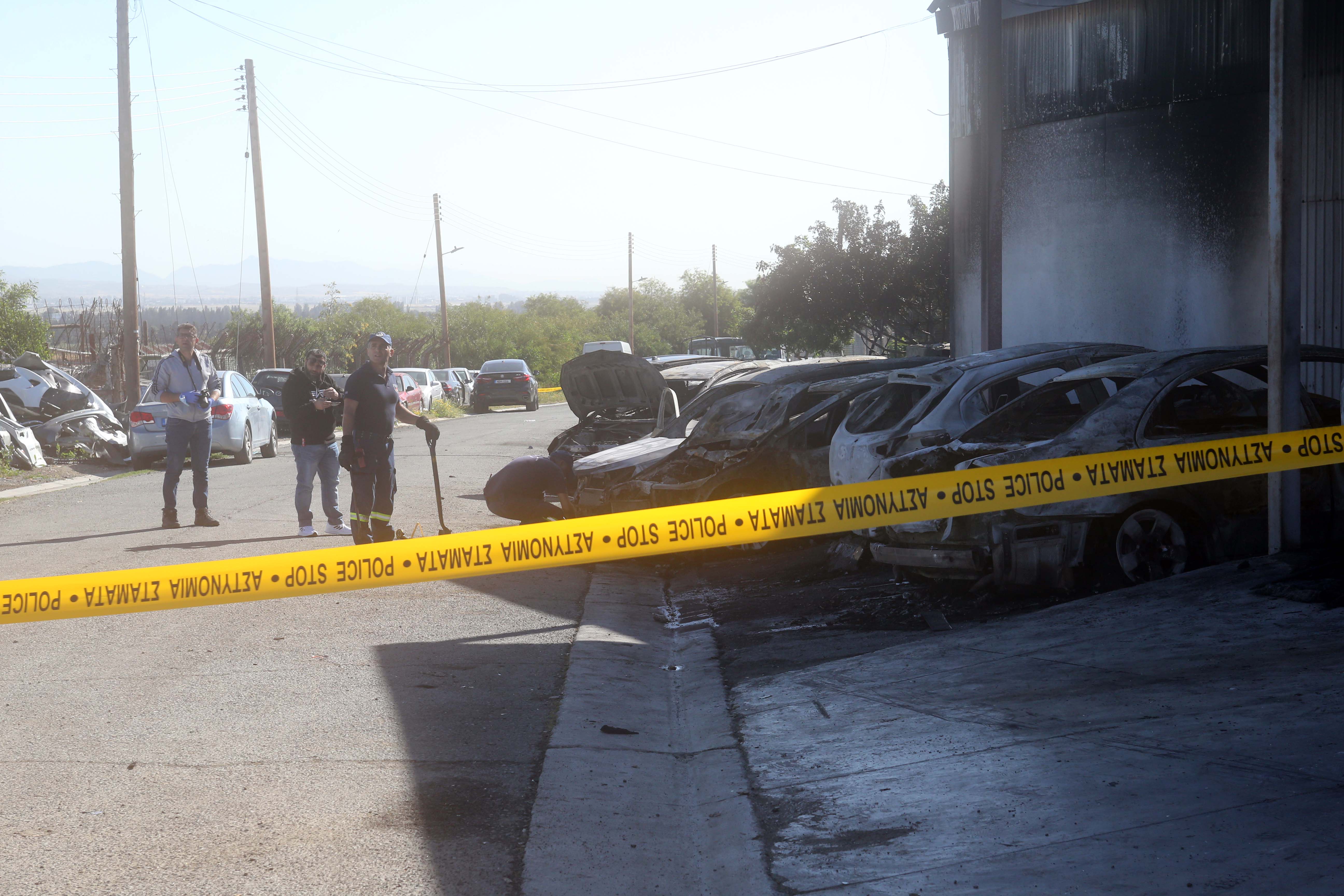 image Man arrested after cars destroyed by fire (updated)