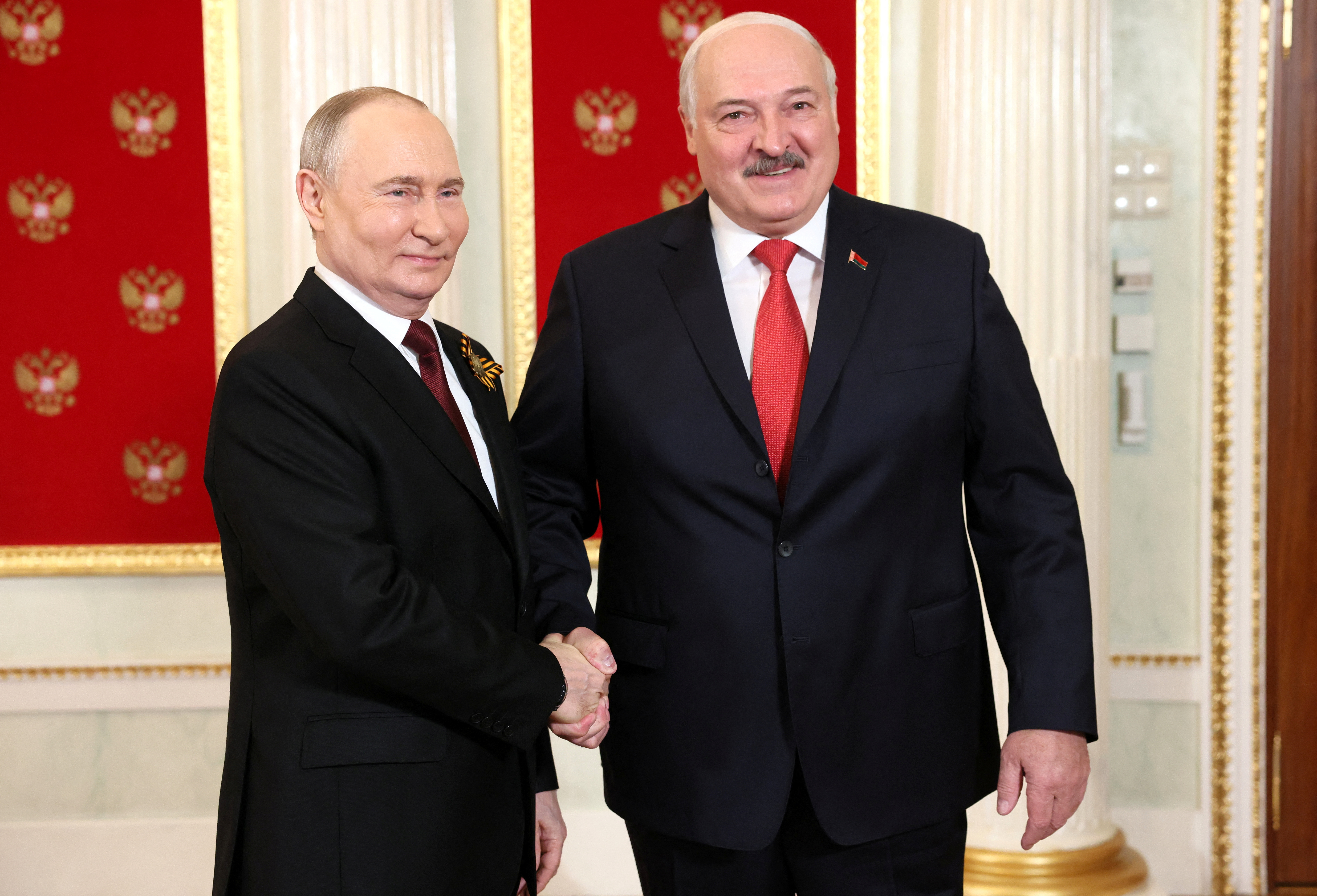 image Putin warns of global clash as Russia marks victory in World War Two