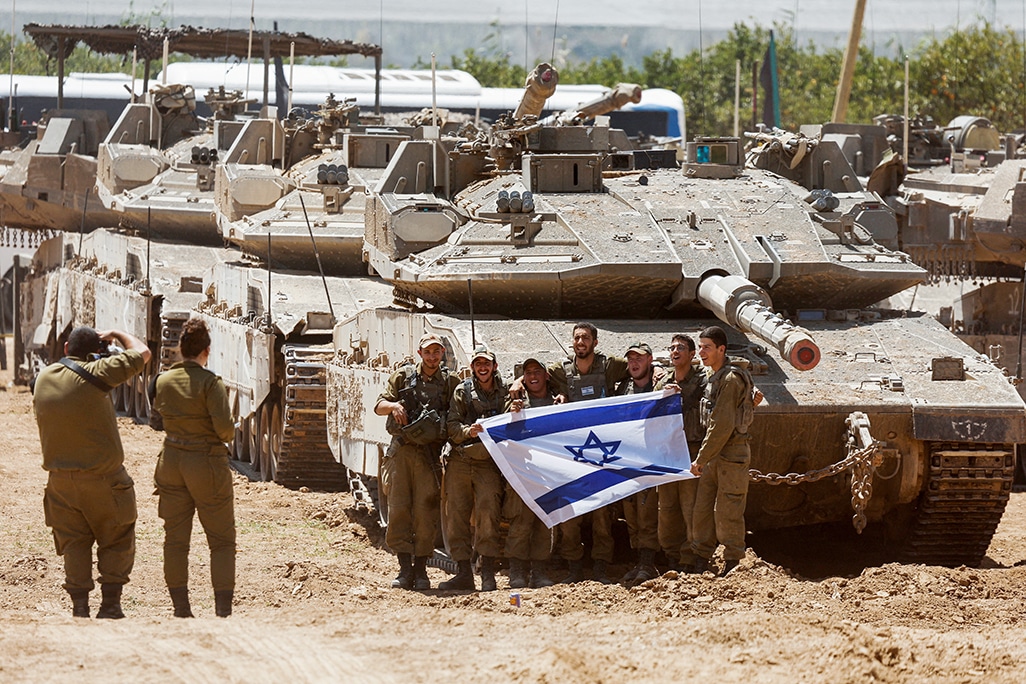 image Israel moves in on Hamas stronghold, pounds Rafah without advancing (Update)