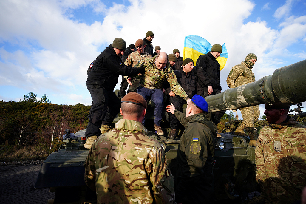 image Russia will strike British targets if UK weapons used to hit its territory