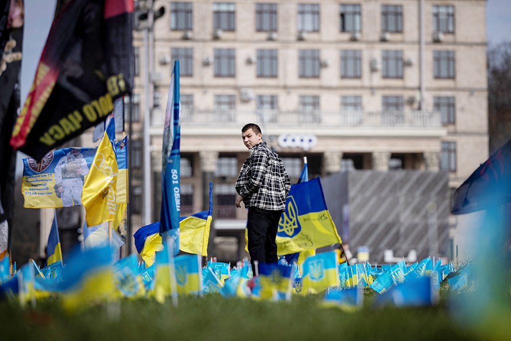 image Ukraine allows some convicts to join armed forces