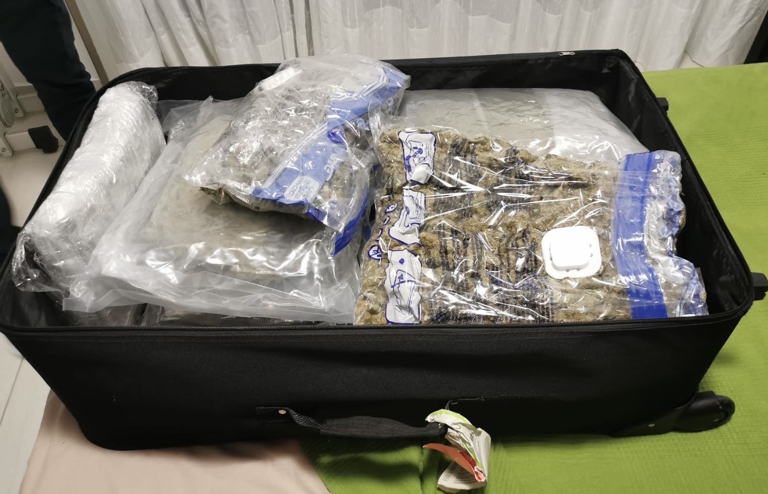 image Woman arrested at airport with 16kg of cannabis