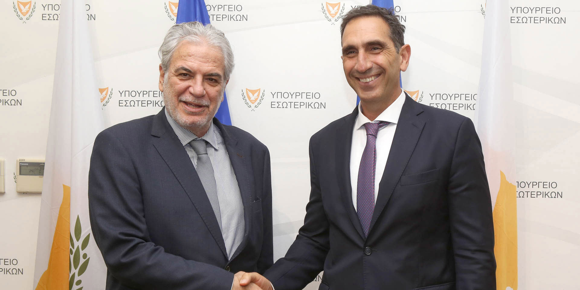 image Cypriot and Greek ministers discuss migration