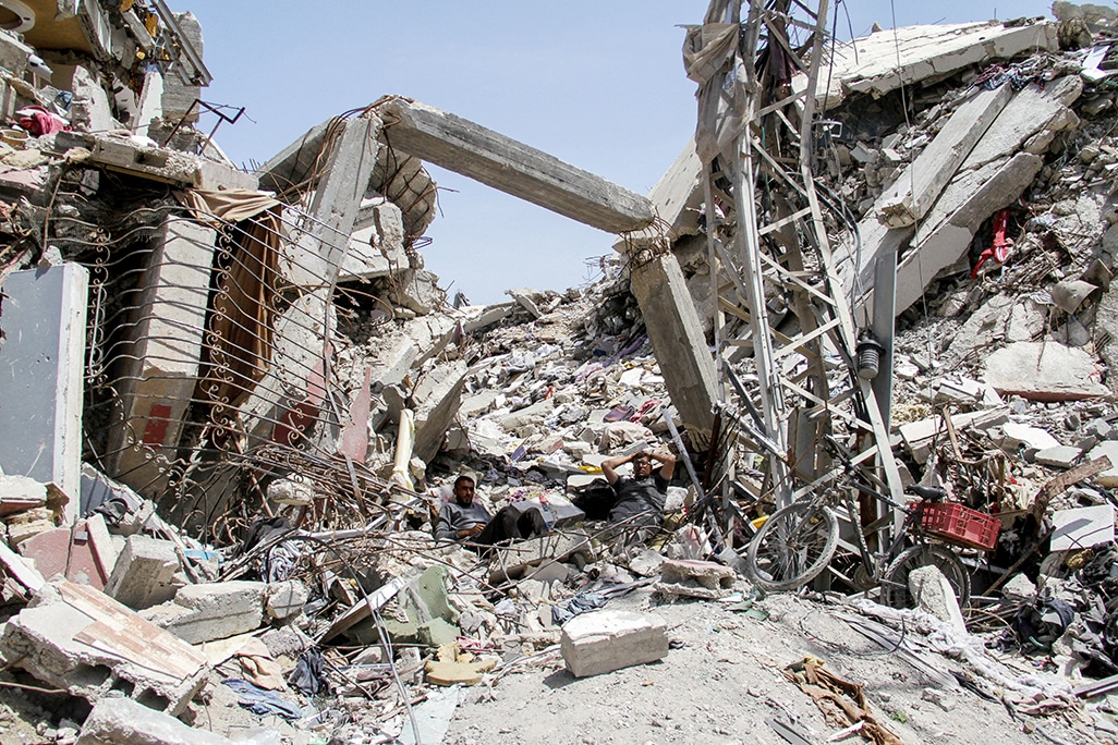 image Rebuilding bombed Gaza homes may take 80 years, UN says