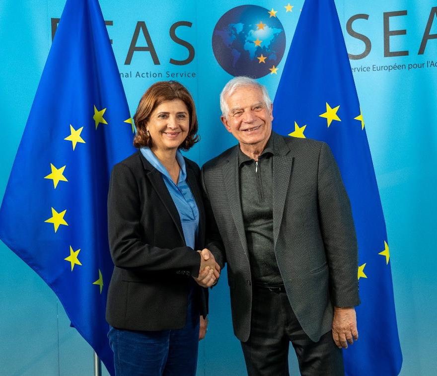 image Borrell discusses Cyprus problem with Holguin