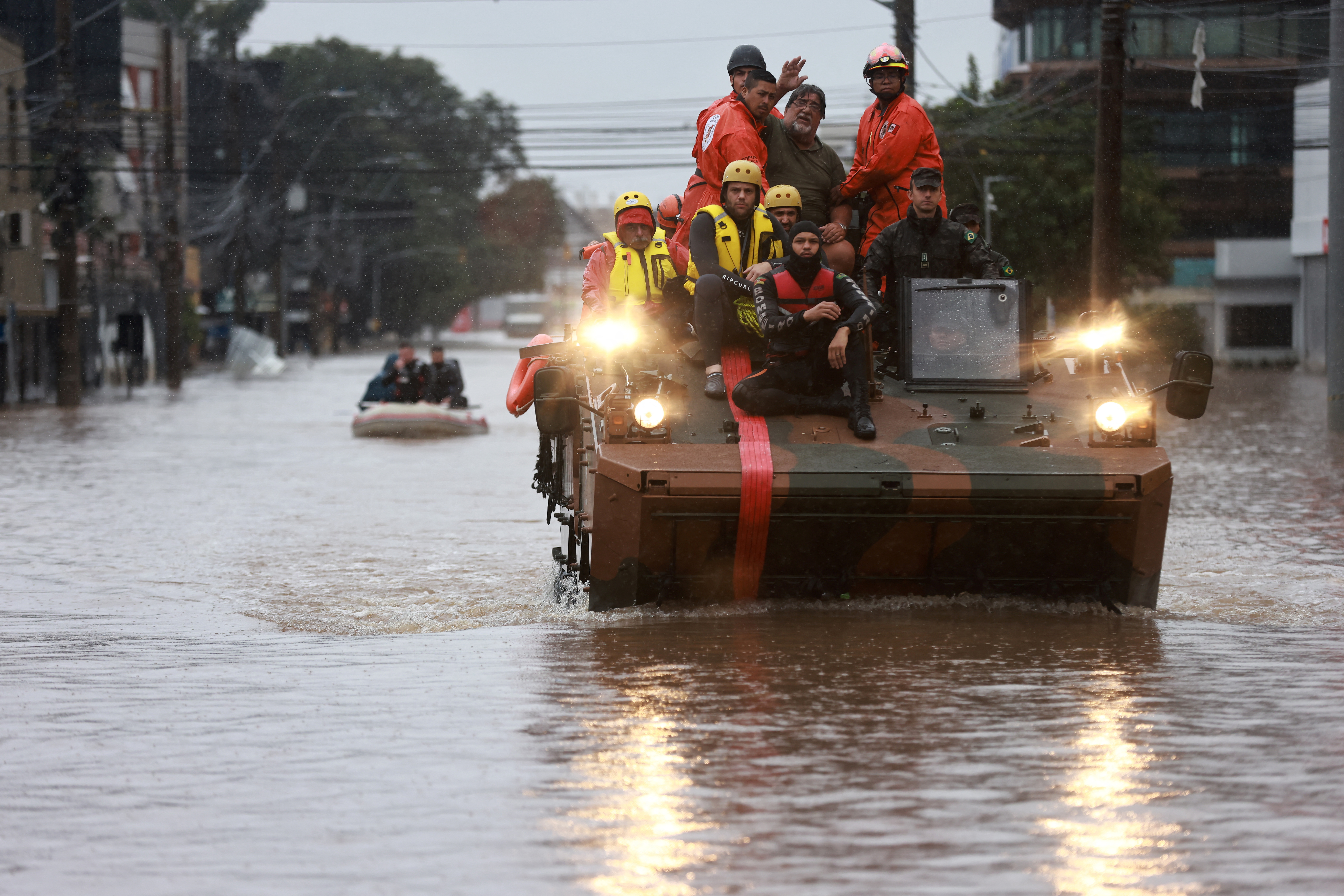 image Death toll from floods in Brazil hits 113 as rain returns