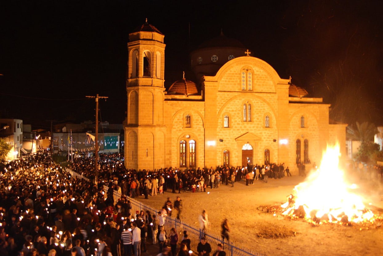 image Government and municipalities clash over Easter fire regulations