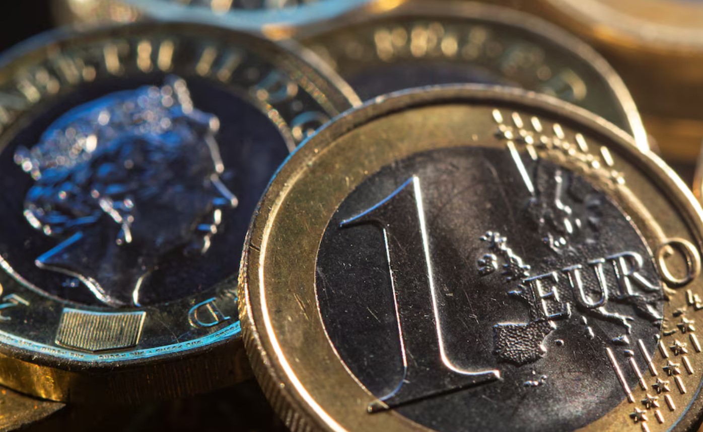 image UK inflation surprise offers pound temporary relief