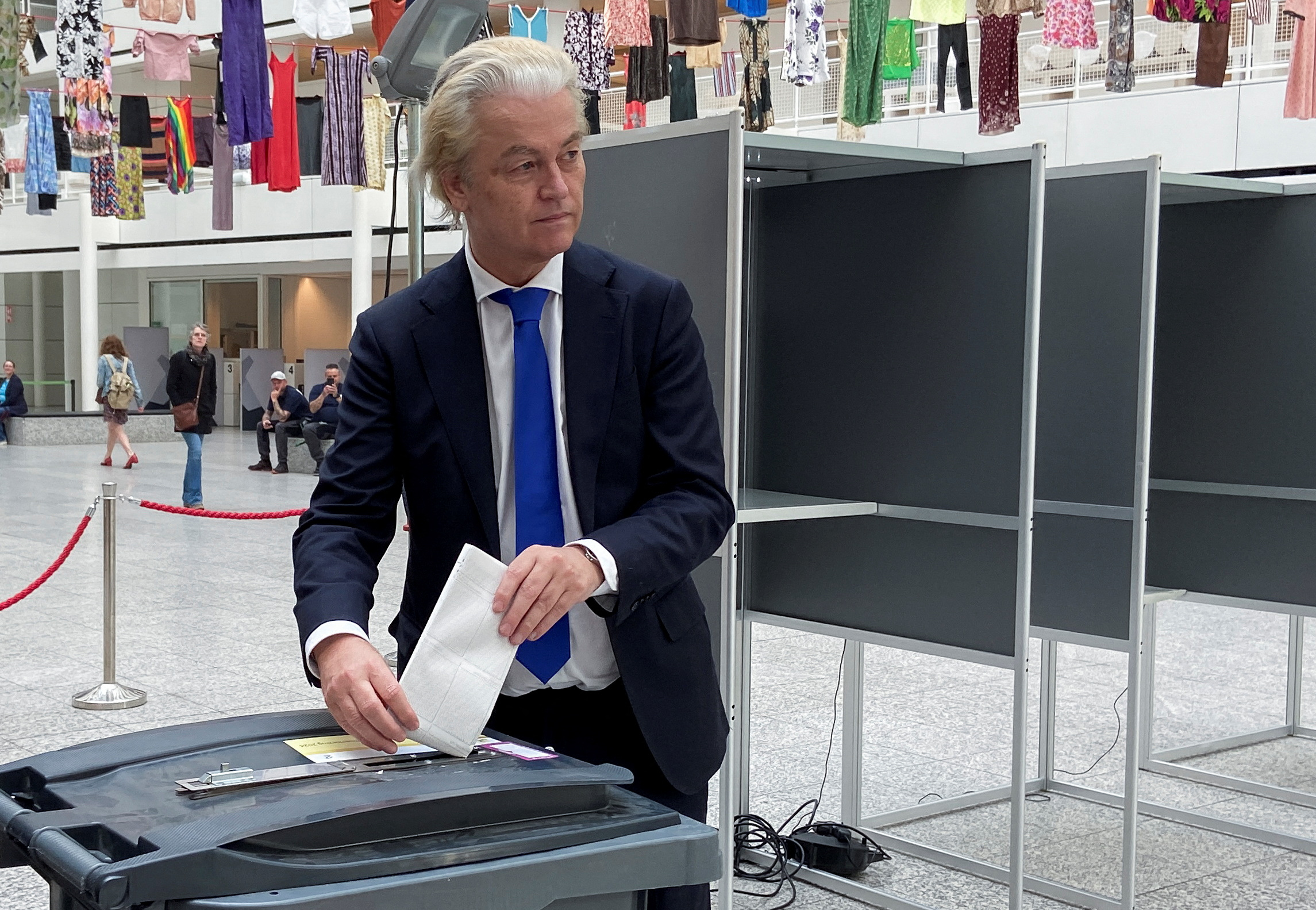 image Dutch nationalist Wilders eyes win as Netherlands kicks off EU voting