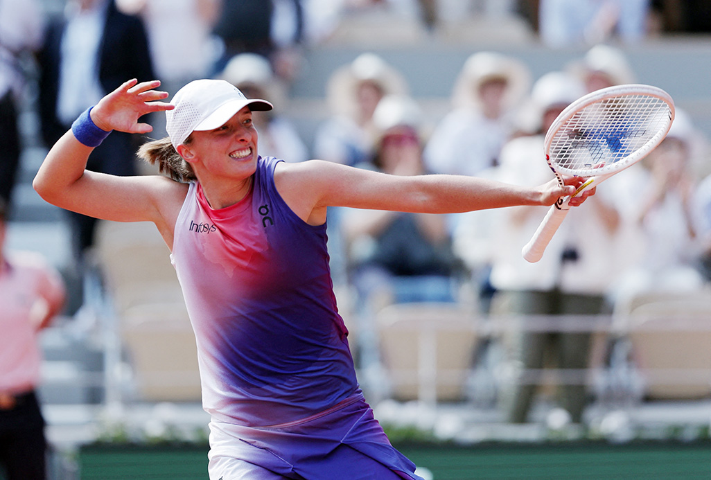 image Swiatek favourite to tighten grip at Roland Garros with fourth title