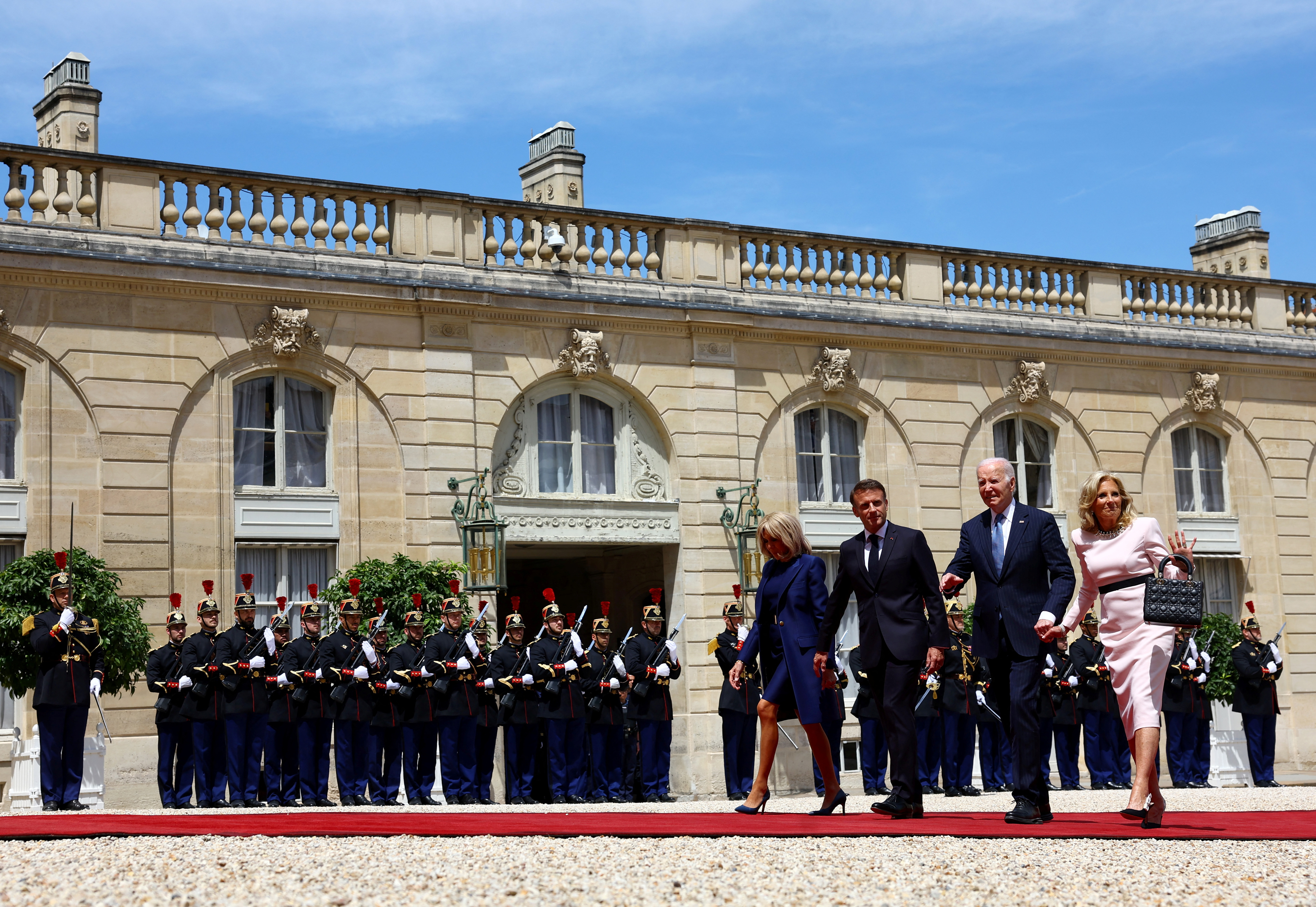image Biden, Macron to discuss Israel and Ukraine in pomp-filled state visit