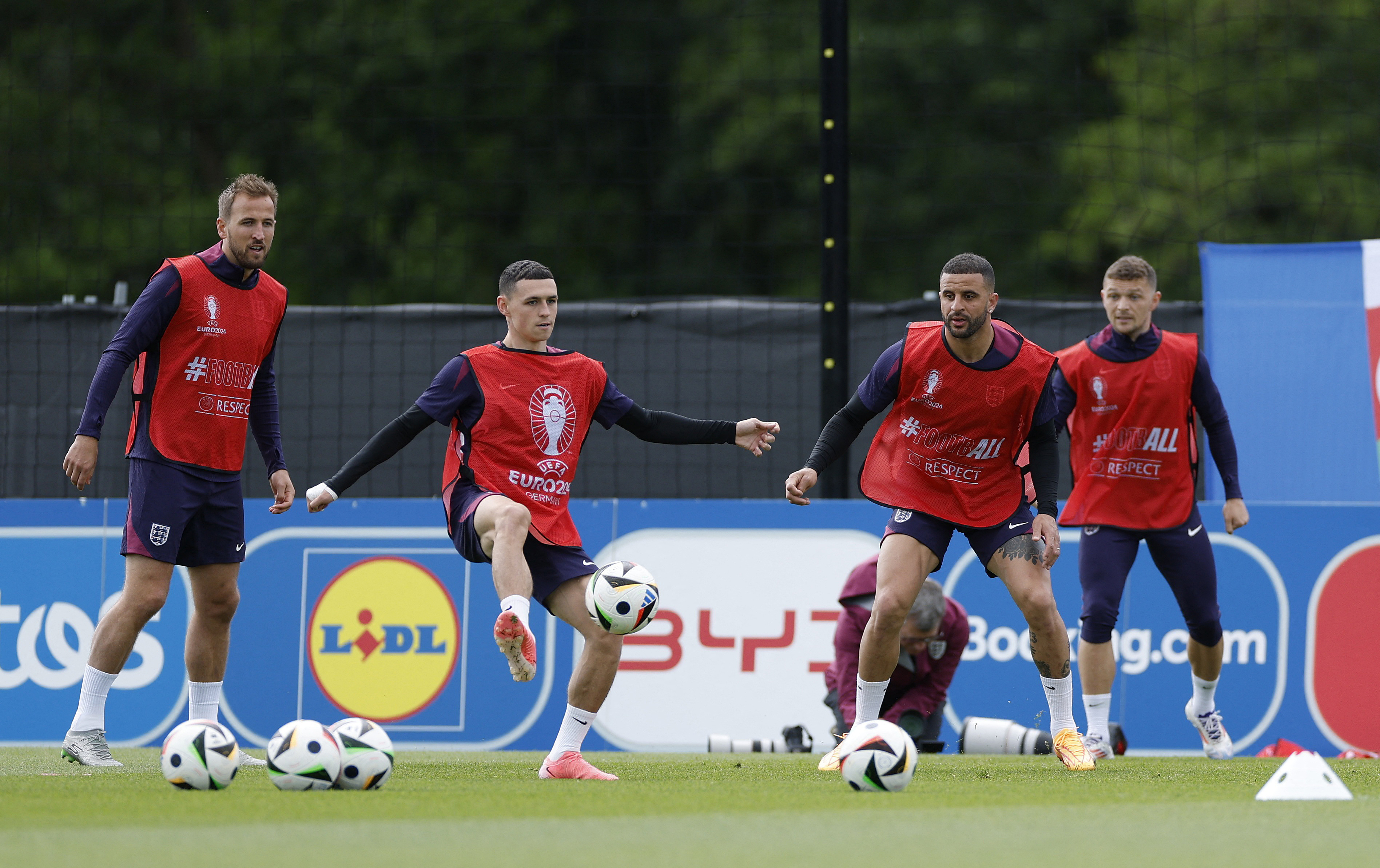 image Southgate backs team leaders to help youngsters against Serbia, Poland confident against the Netherlands even without Lewandowski