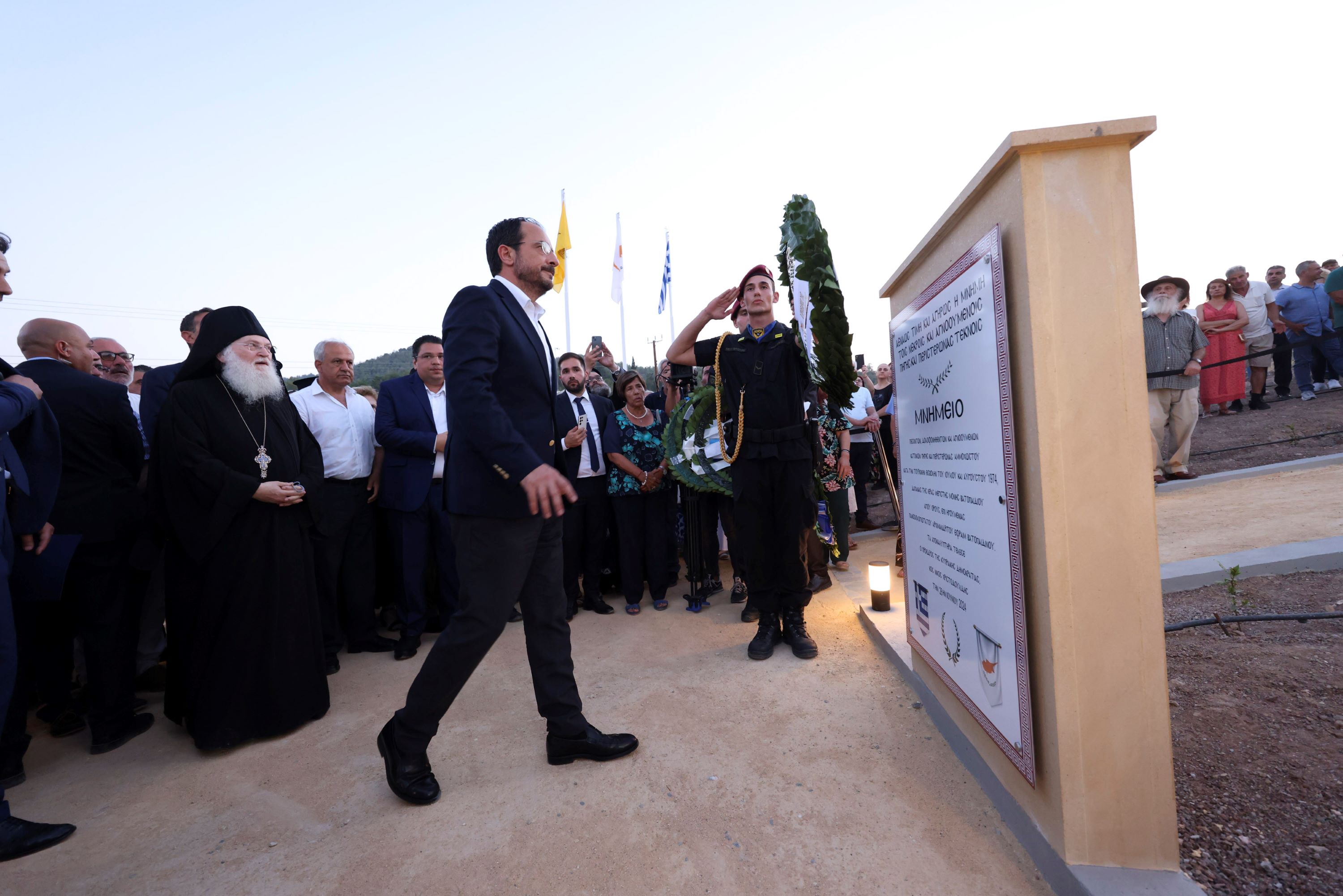 image President inaugurates monument of fallen and missing persons in Mosfiloti