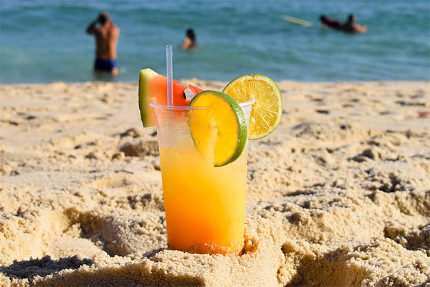 image Sunny and hot with dust spells