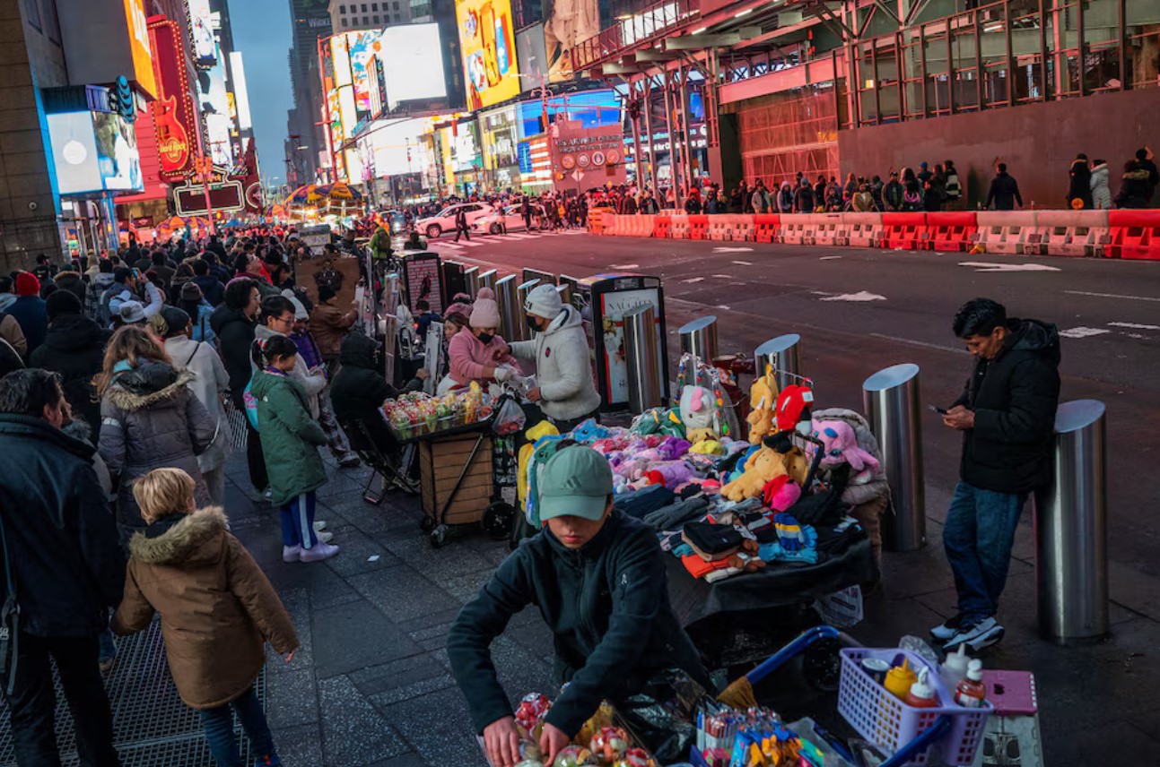 image World Bank says global growth stabilizing but well below pre-pandemic levels