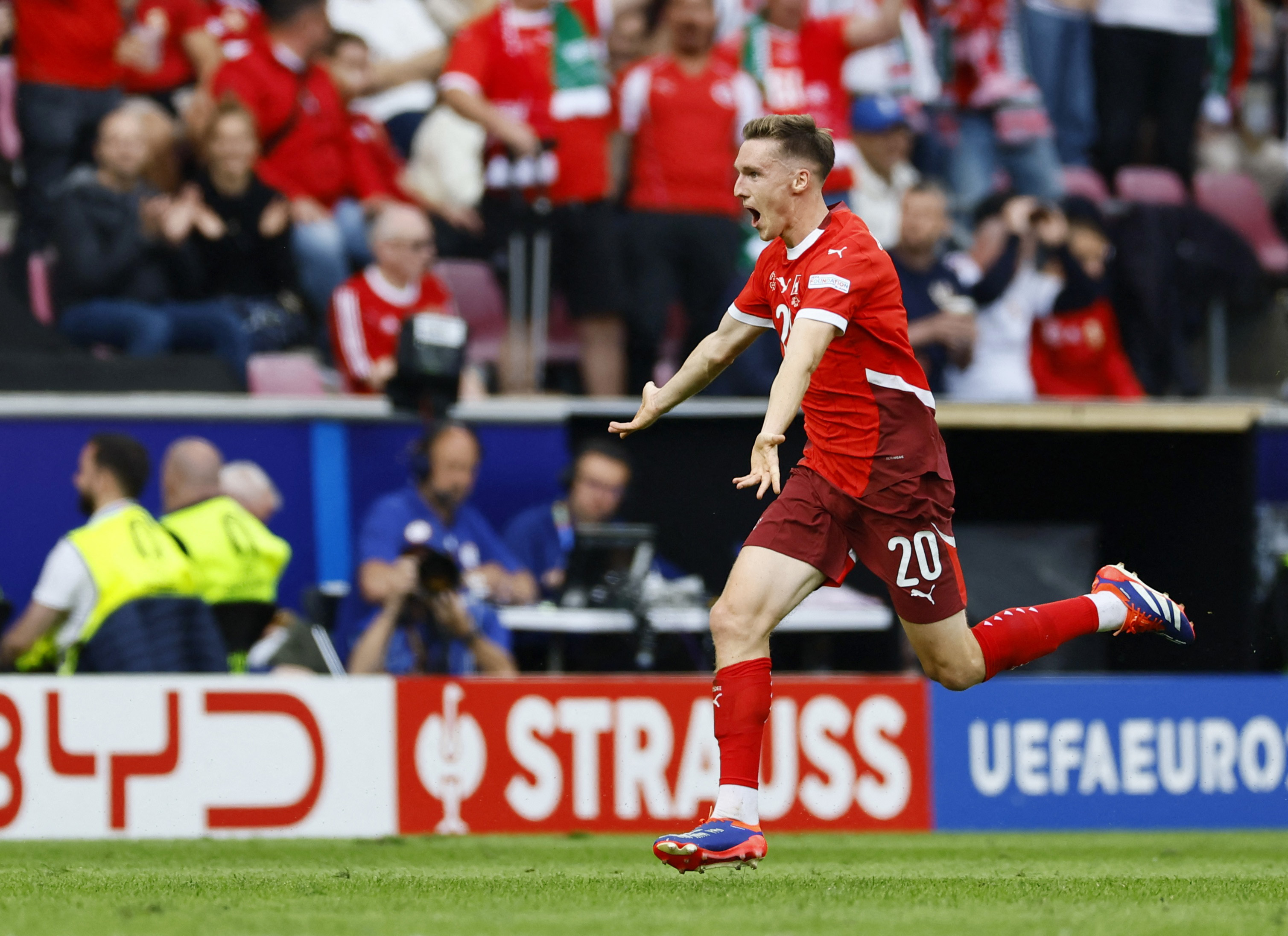 image Switzerland claim impressive 3-1 win against Hungary