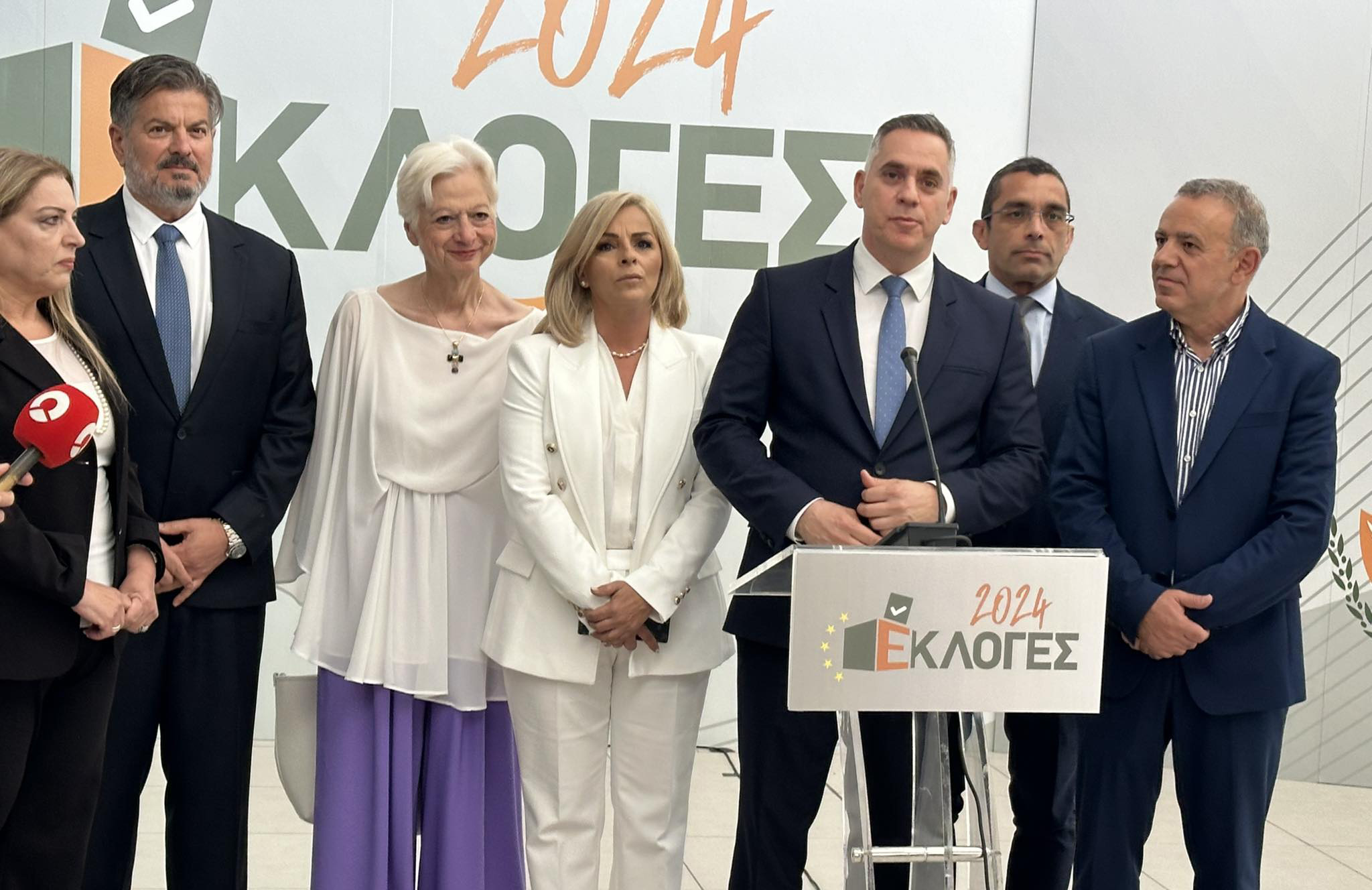 image Future looks bleak for centrist parties