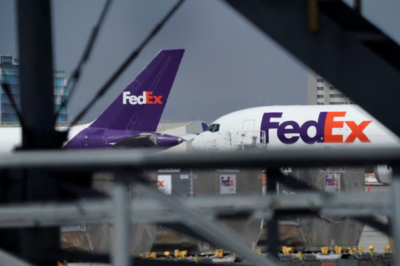 image FedEx to cut up to 2,000 back-office jobs in Europe amid weak freight demand