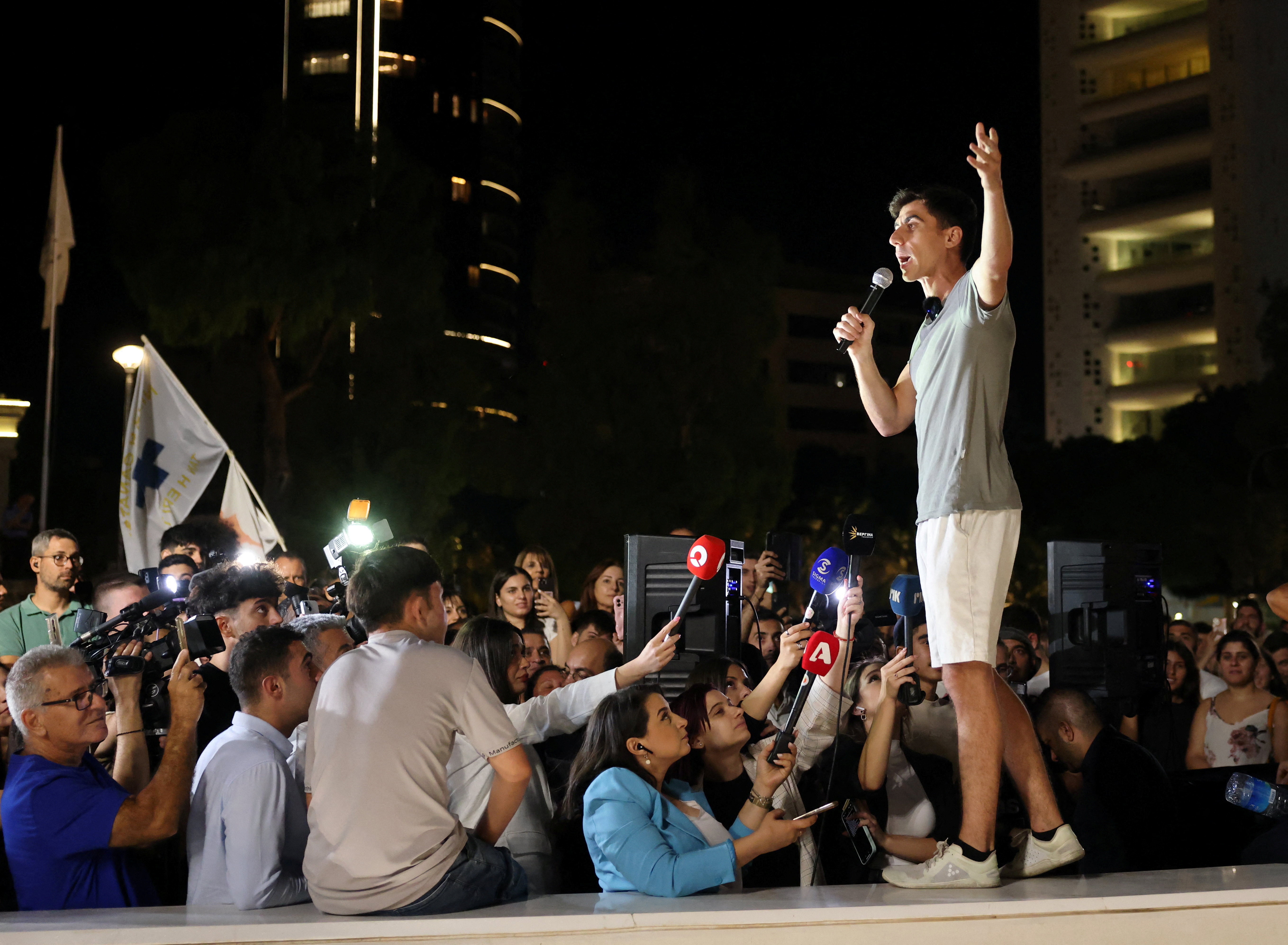 image Tales from the Coffeeshop: TikTok sensation outsmarts entire political establishment