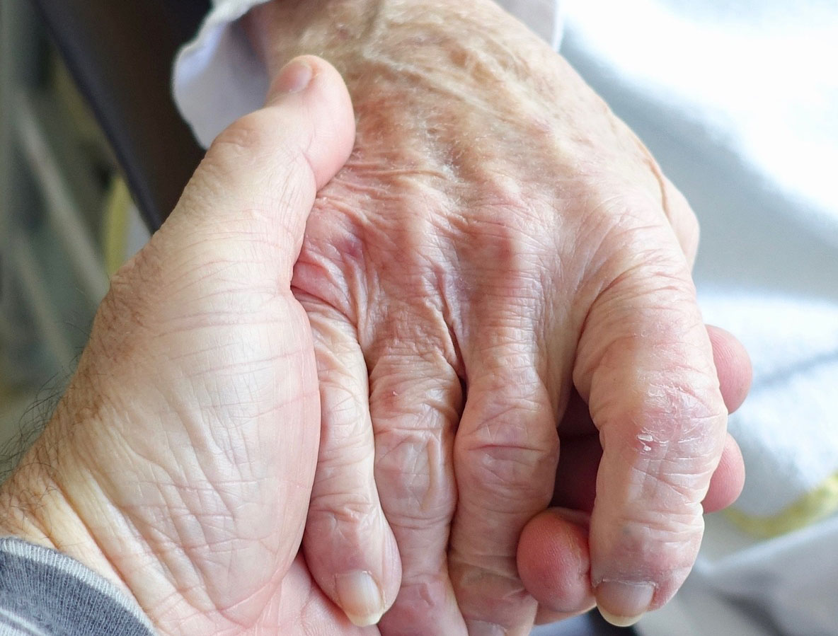 image Elderly patients are staying too long in hospital, HIO warns