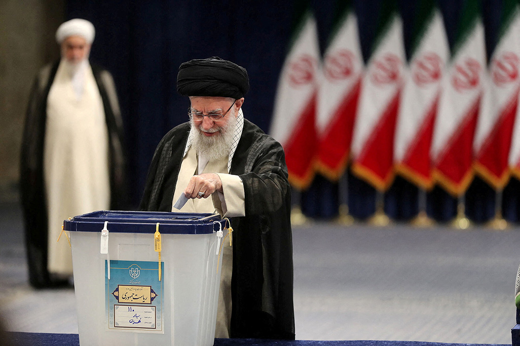 image Iranians vote in presidential election with limited choices
