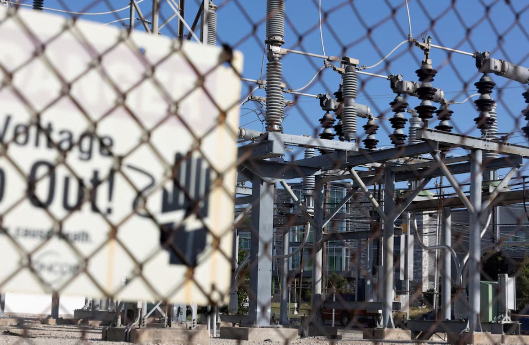 image Data centres, EVs to significantly boost US power load by 2030, consultancy says
