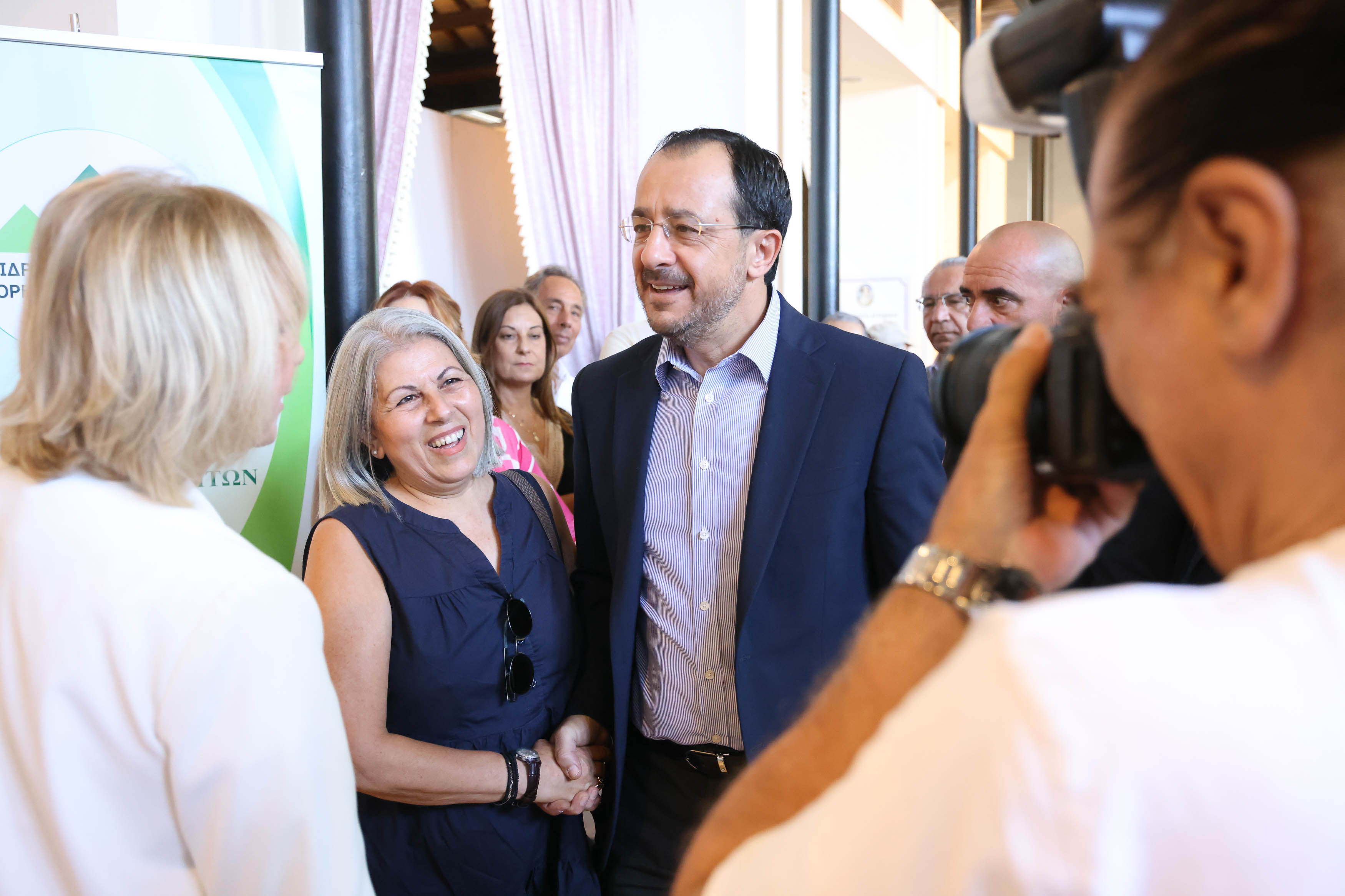 image President pledges support on eve of local government reform
