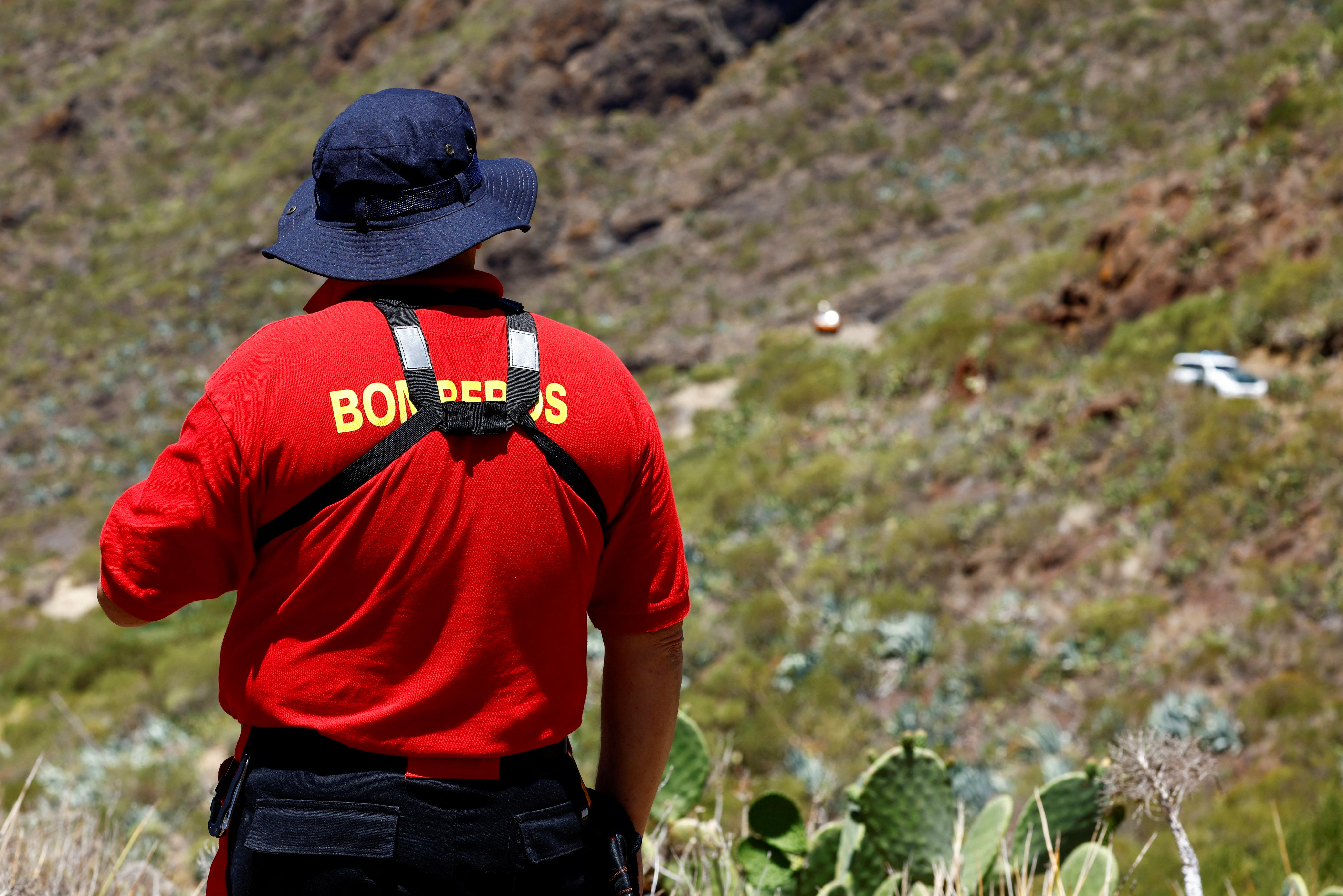image Spanish police end search for British teenager in Tenerife