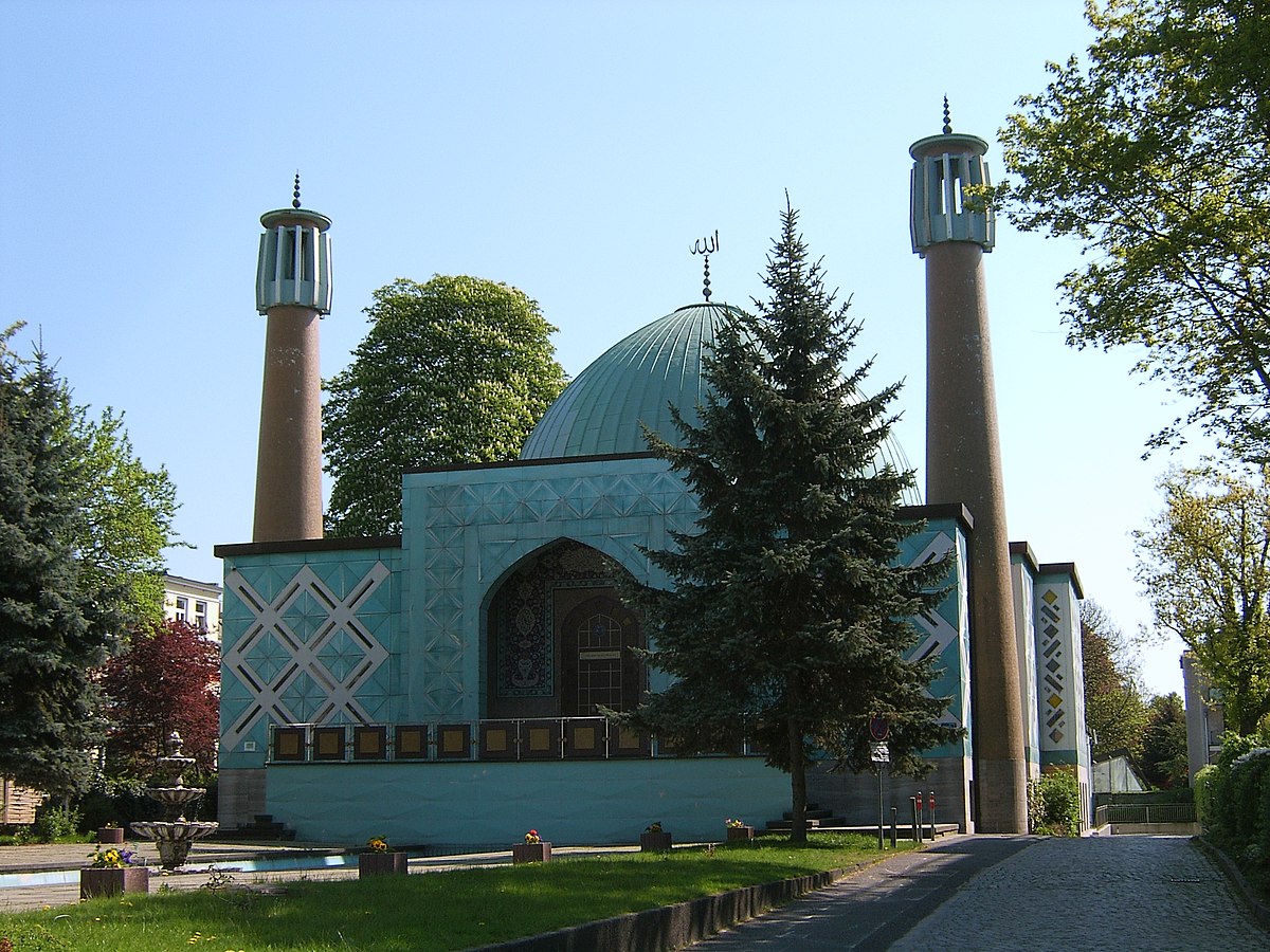 image Germany bans Muslim association for pursuing radical Islam