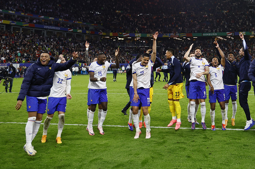 image France team shrug off critics as they look ahead to semis