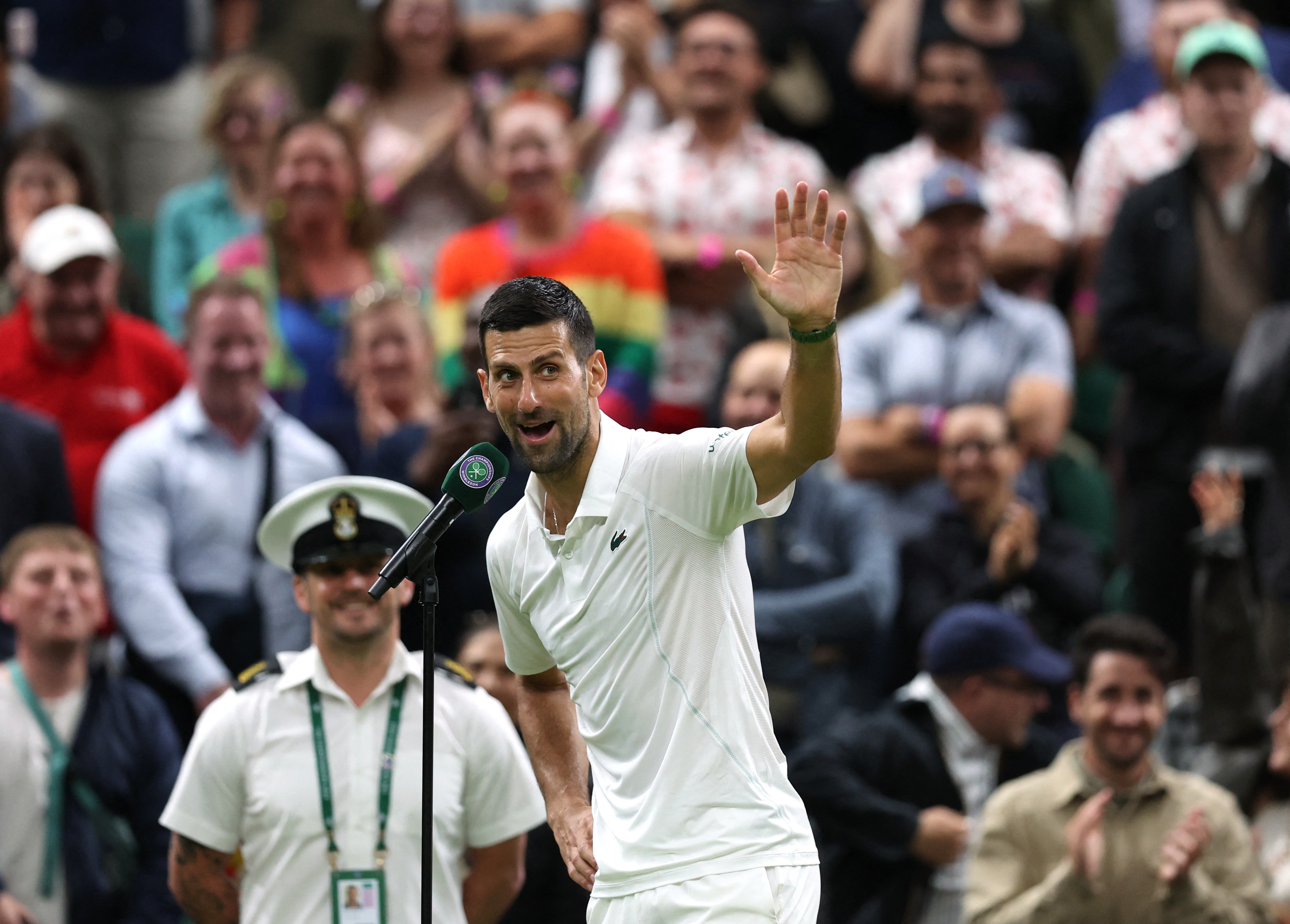 image Djokovic lets rip after majestic performance, Zverev bows out &#8216;on one leg&#8217; (wrapup 2)