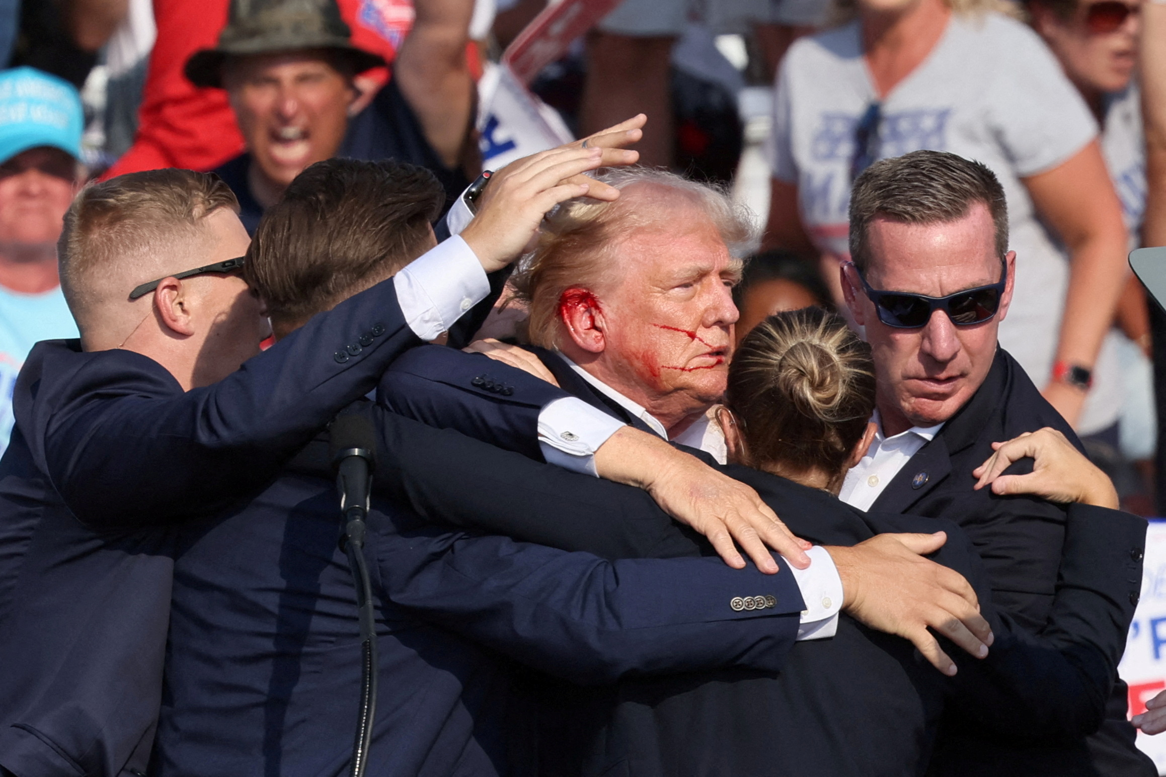 image Trump survives assassination attempt after major security lapse