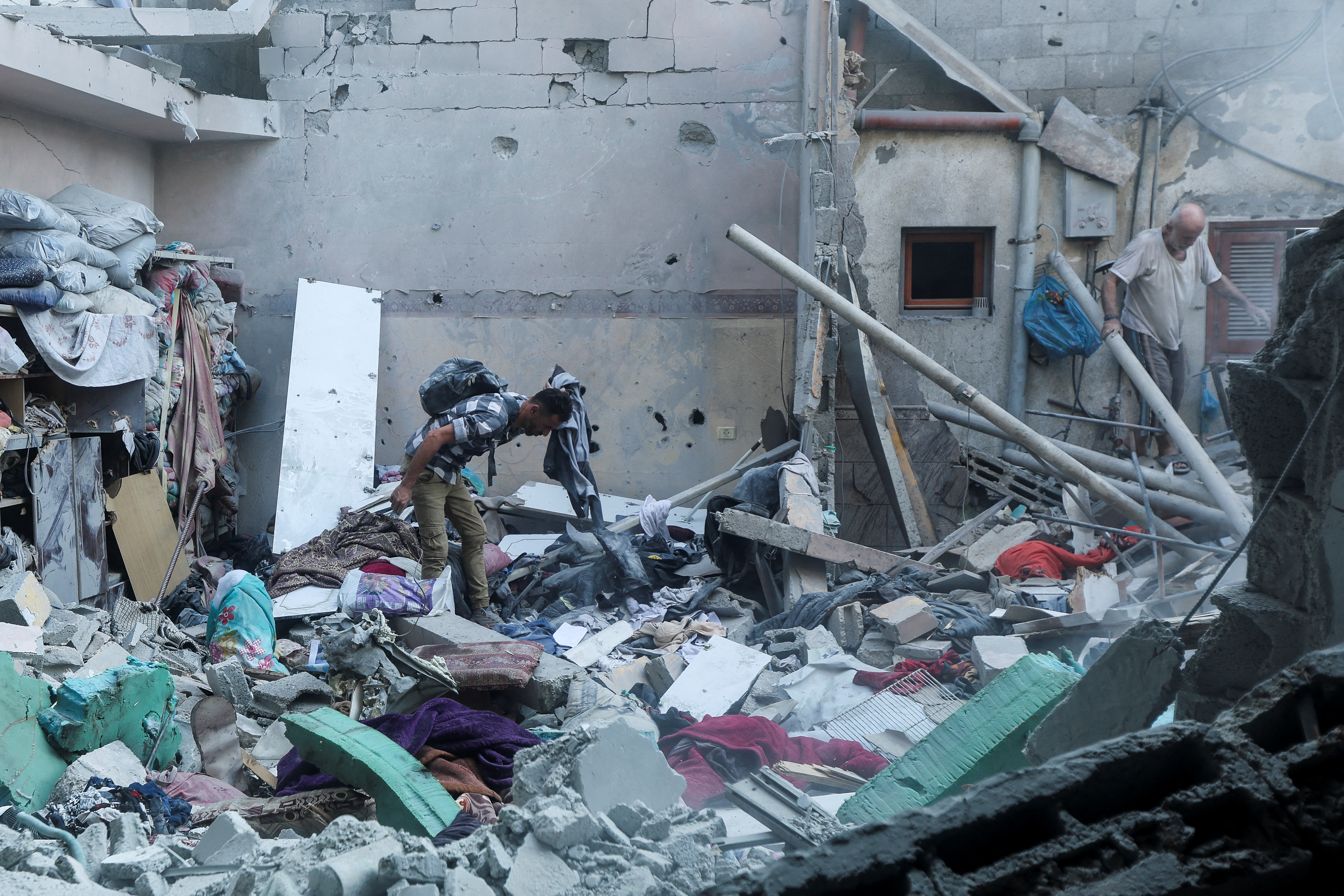 image Israeli strikes across Gaza, at least 13 people killed