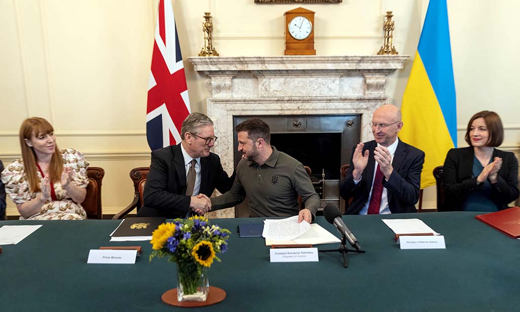 image Zelenskiy attends UK cabinet, renews calls on long-range missiles