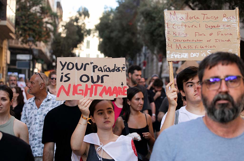 image Thousands protest in Spain&#8217;s Mallorca against mass tourism