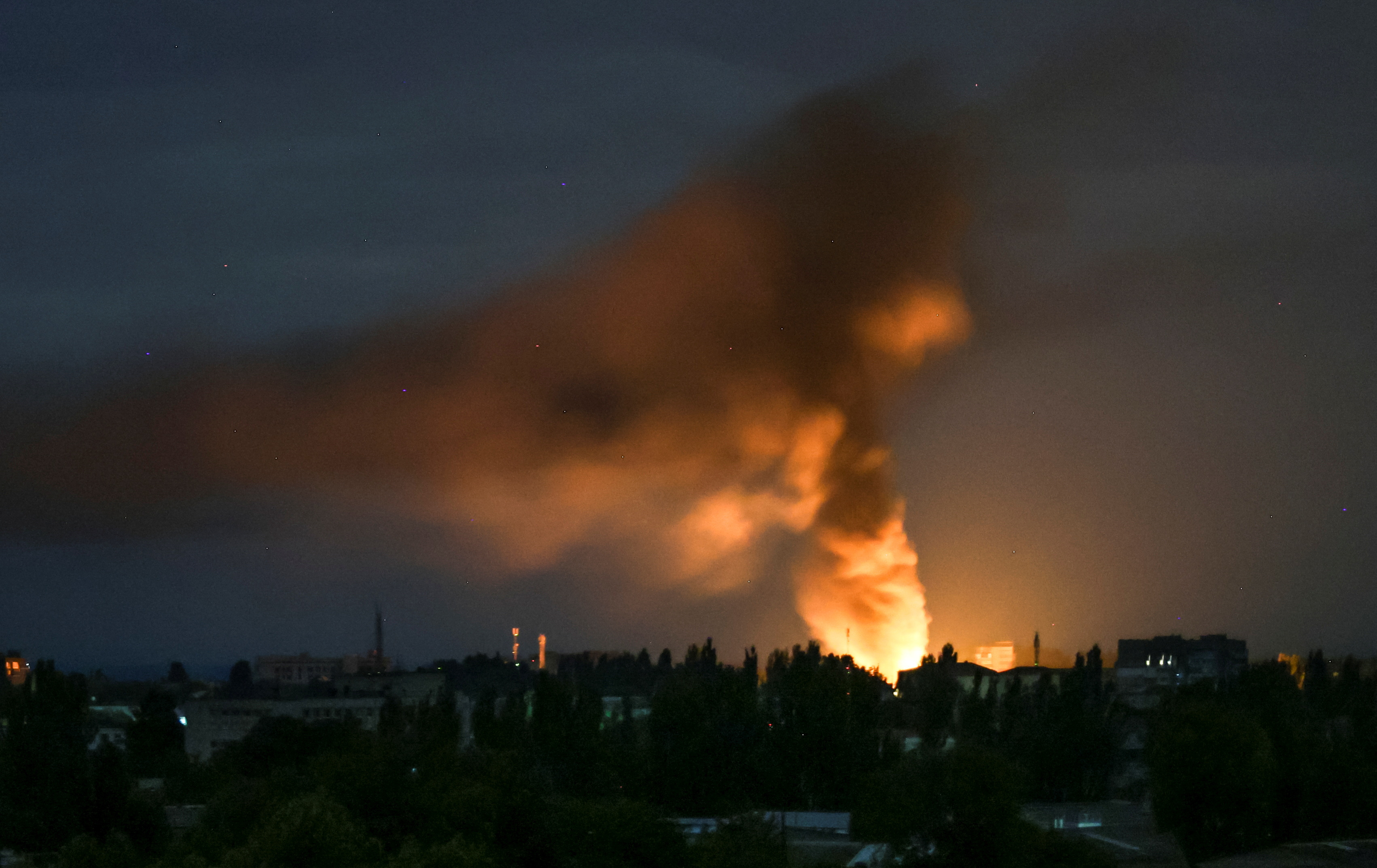 image Russian drones knock out Ukrainian power facilities near Kyiv