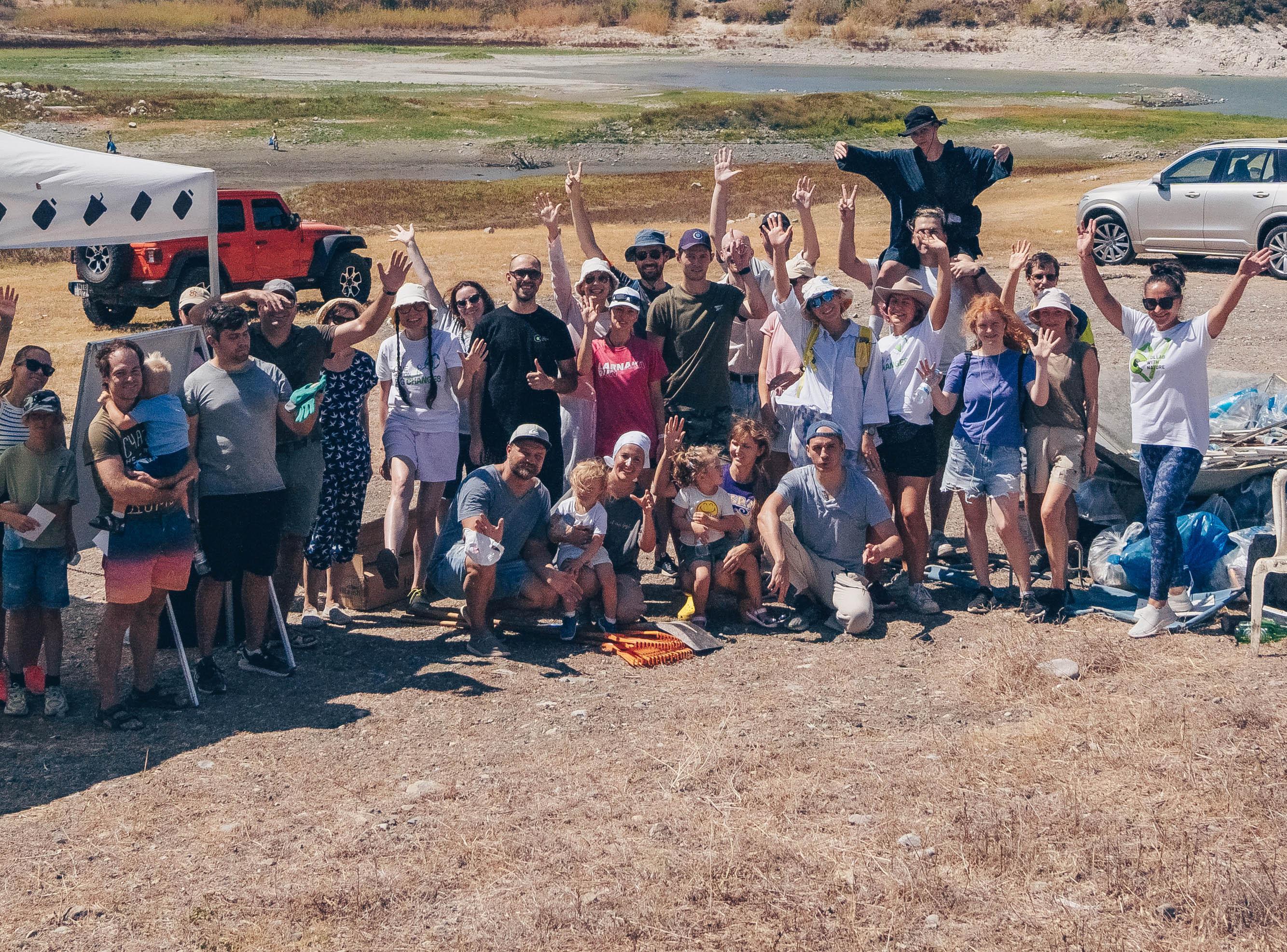 image Community spirit shines at Limassol’s volunteer cleanup event