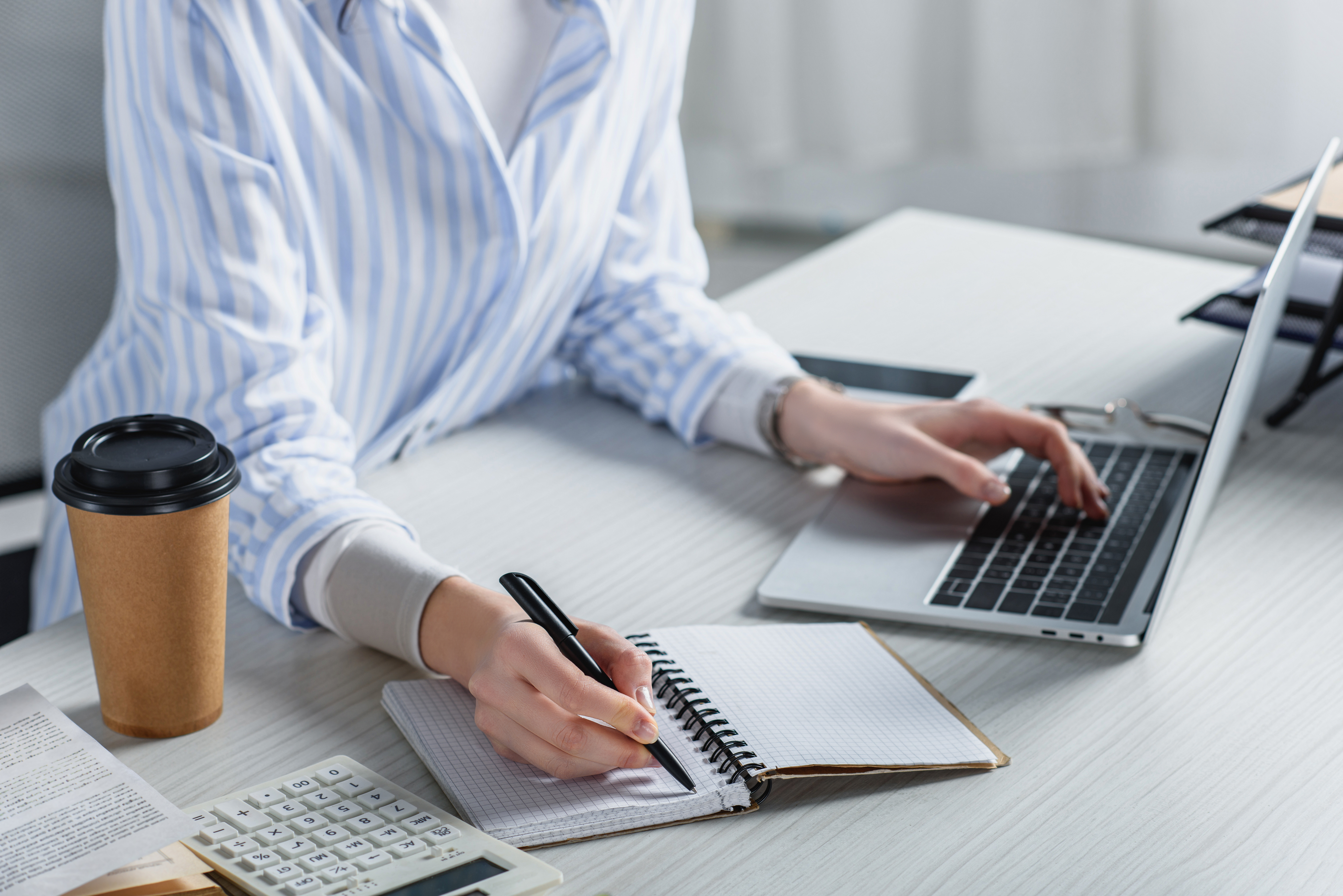 image Advantages of using essay-writing service for quality and professional papers