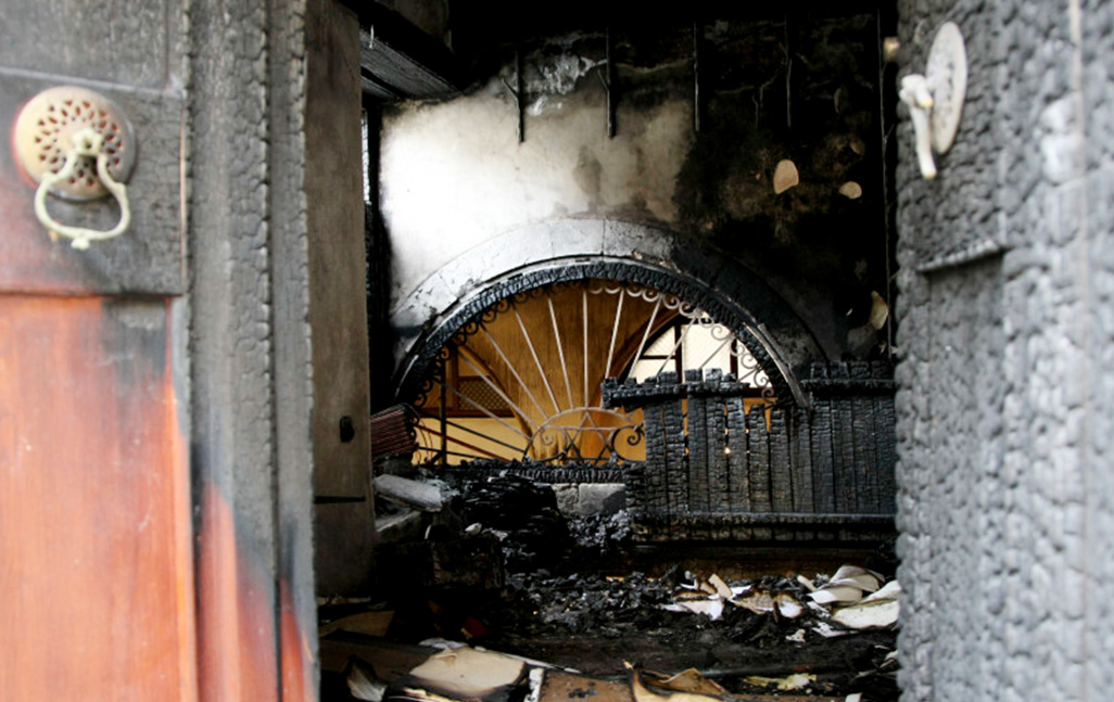 image Greece arrests 7 over arson attacks on synagogue, Israeli-owned hotel