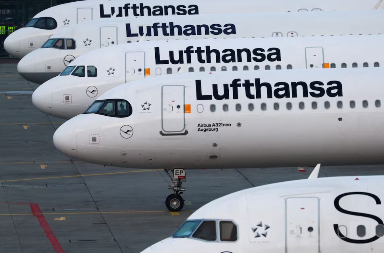 image Germany&#8217;s Lufthansa cuts 2024 profit target for a second time