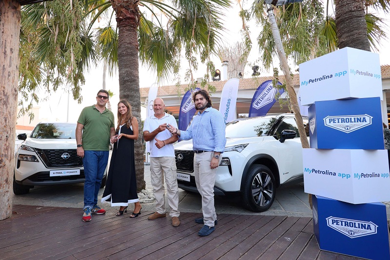 image Two Nissan X-trail e-Power vehicles delivered to Petrolina app campaign winners