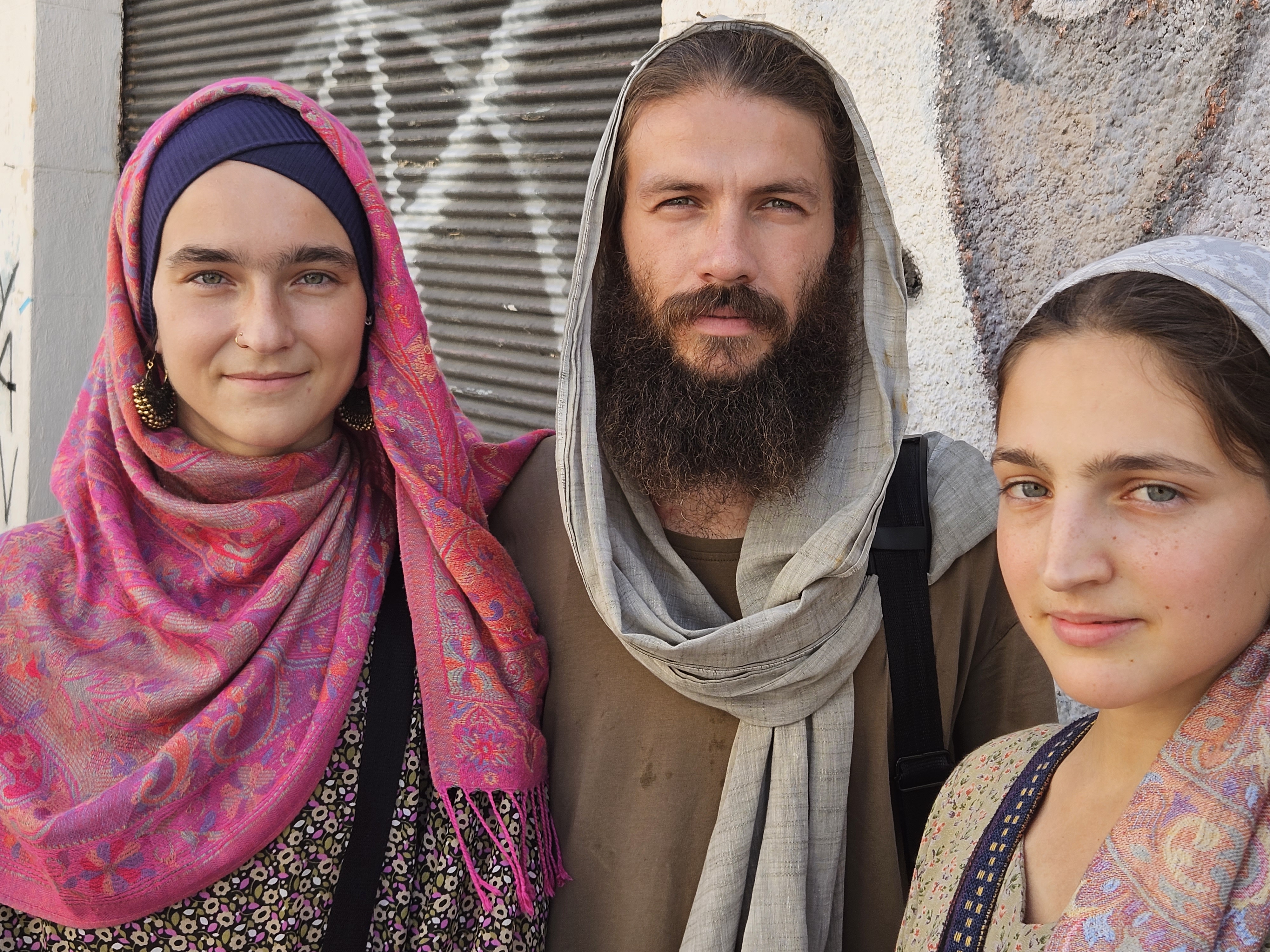 image Wide-open vibes of a hippy Ukrainian trio