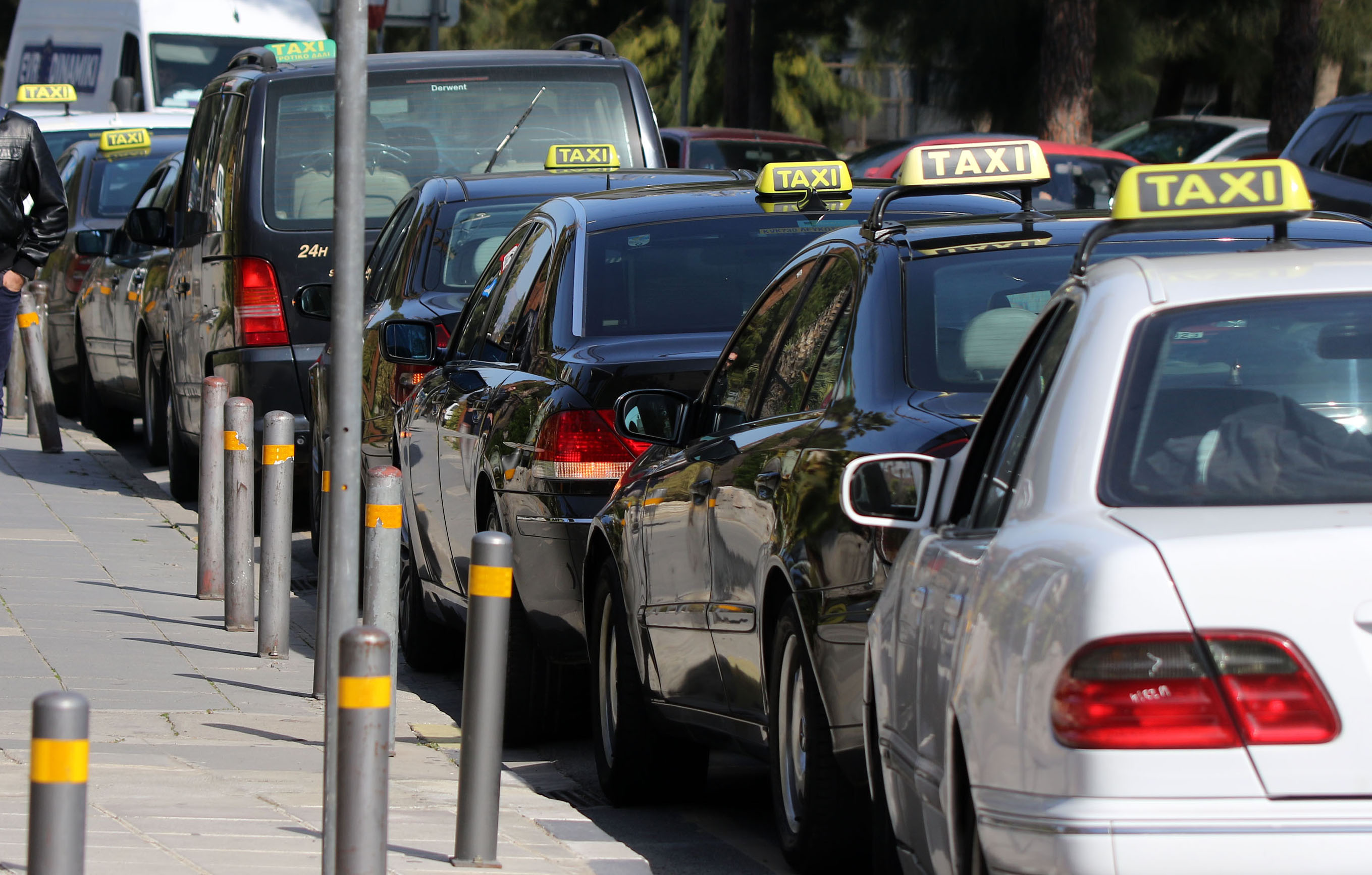 image Authorities issue 34 taxi violations in Limassol and Larnaca