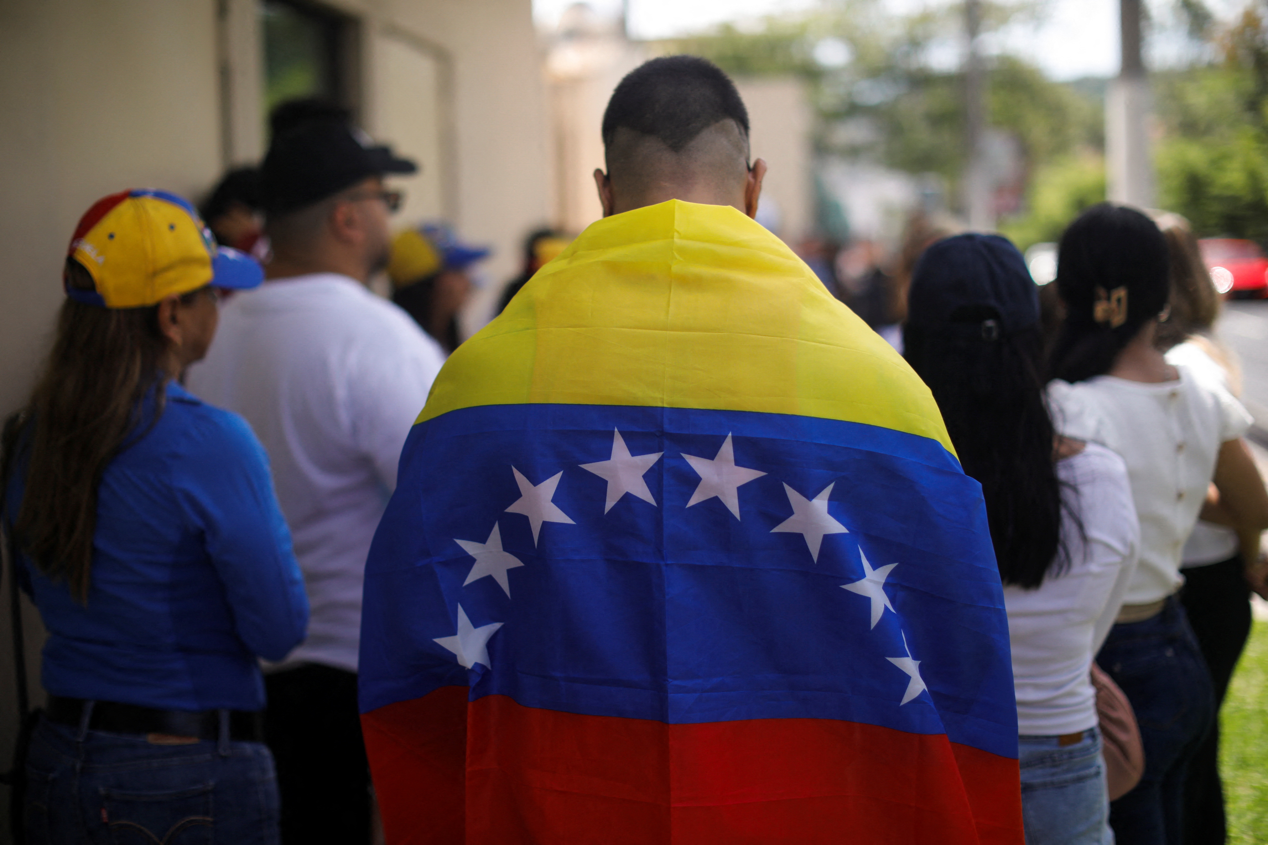 image Venezuela shops shuttered, transport limited amid fears of more opposition arrests