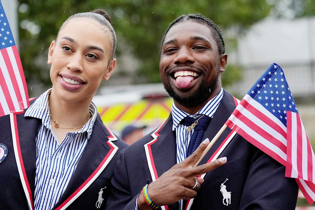 image Lyles kicks off double dream in 100m