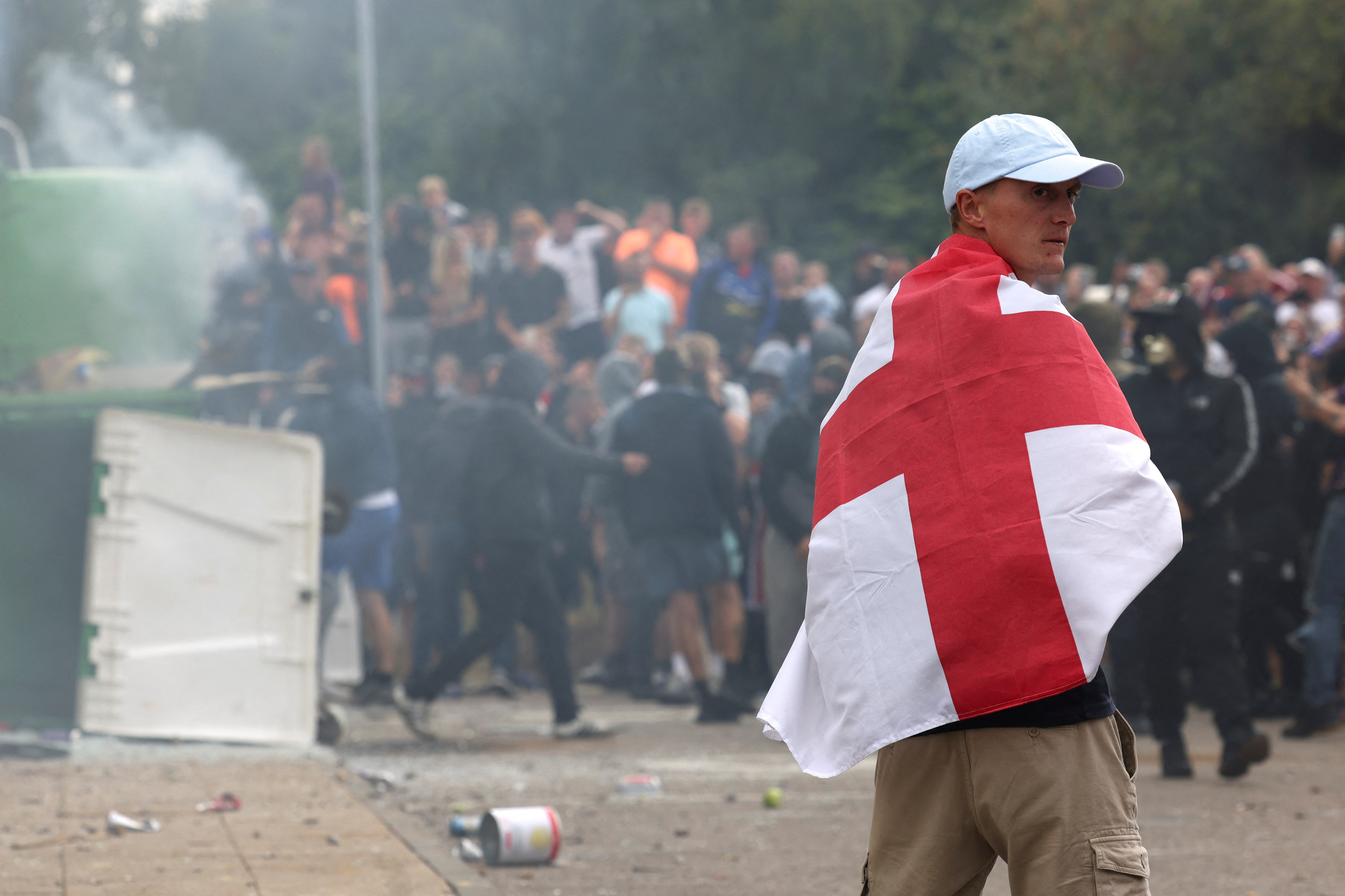 image UK PM Starmer condemns &#8216;far-right thuggery&#8217; as unrest flares again